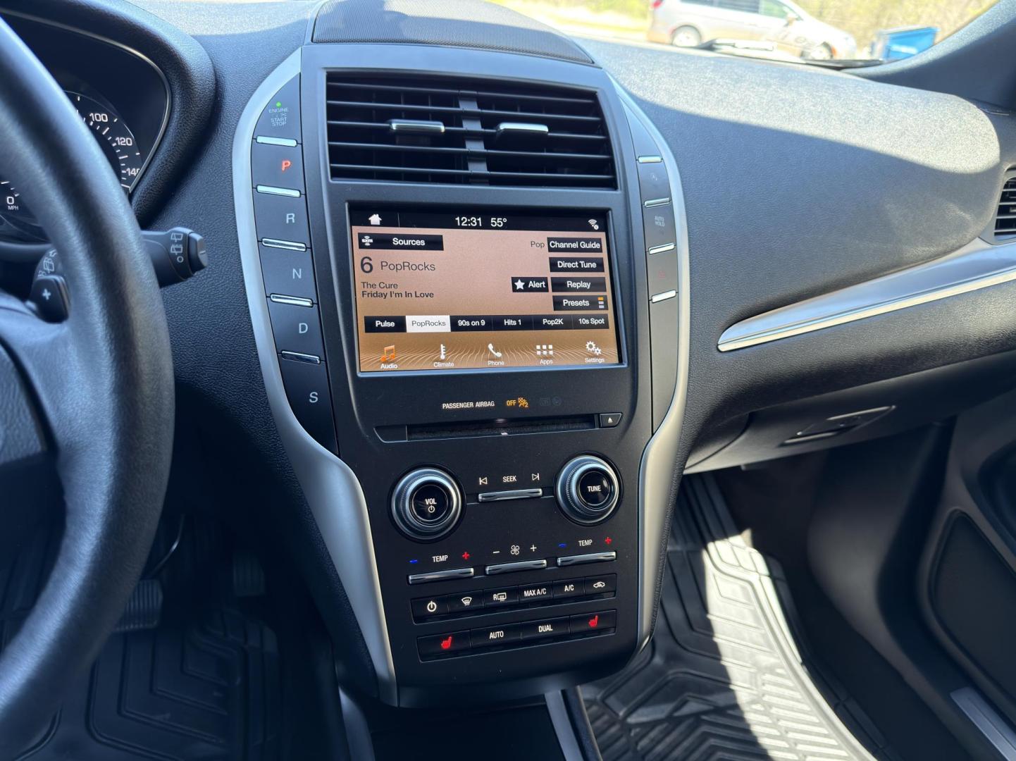 2019 GRAY /Black Lincoln MKC Premiere FWD (5LMCJ1C96KU) with an 2.0L 4 Cyl. engine, Automatic transmission, located at 2990 Old Orchard Rd., Jackson, MO, 63755, 37.354214, -89.612106 - 2019 Lincoln MKC Premiere 53xxx miles Front Wheel Drive 2.0L 4 Cyl. Automatic Leather Backup Camera Power/Heated Seats Bluetooth Remote Start Cruise Power Windows/Locks/Mirrors We have financing available and we accept trades! Fill out a credit application on our website or come by today - Photo#26