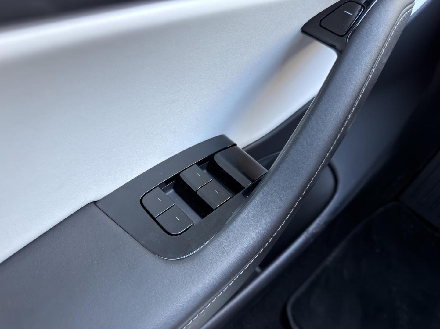 2019 BLUE /Gray Tesla Model 3 Base (5YJ3E1EB5KF) with an ELECTRIC engine, 1A transmission, located at 2990 Old Orchard Rd., Jackson, MO, 63755, 37.354214, -89.612106 - 2019 Tesla Model 3 105xxx miles All Wheel Drive Automatic Leather Navigation Power/Heated Seats Backup Camera Sunroof Bluetooth Cruise Power Windows/Locks/Mirrors We have financing available and we accept trades! Fill out a credit application on our website or come by today! If you have - Photo#27