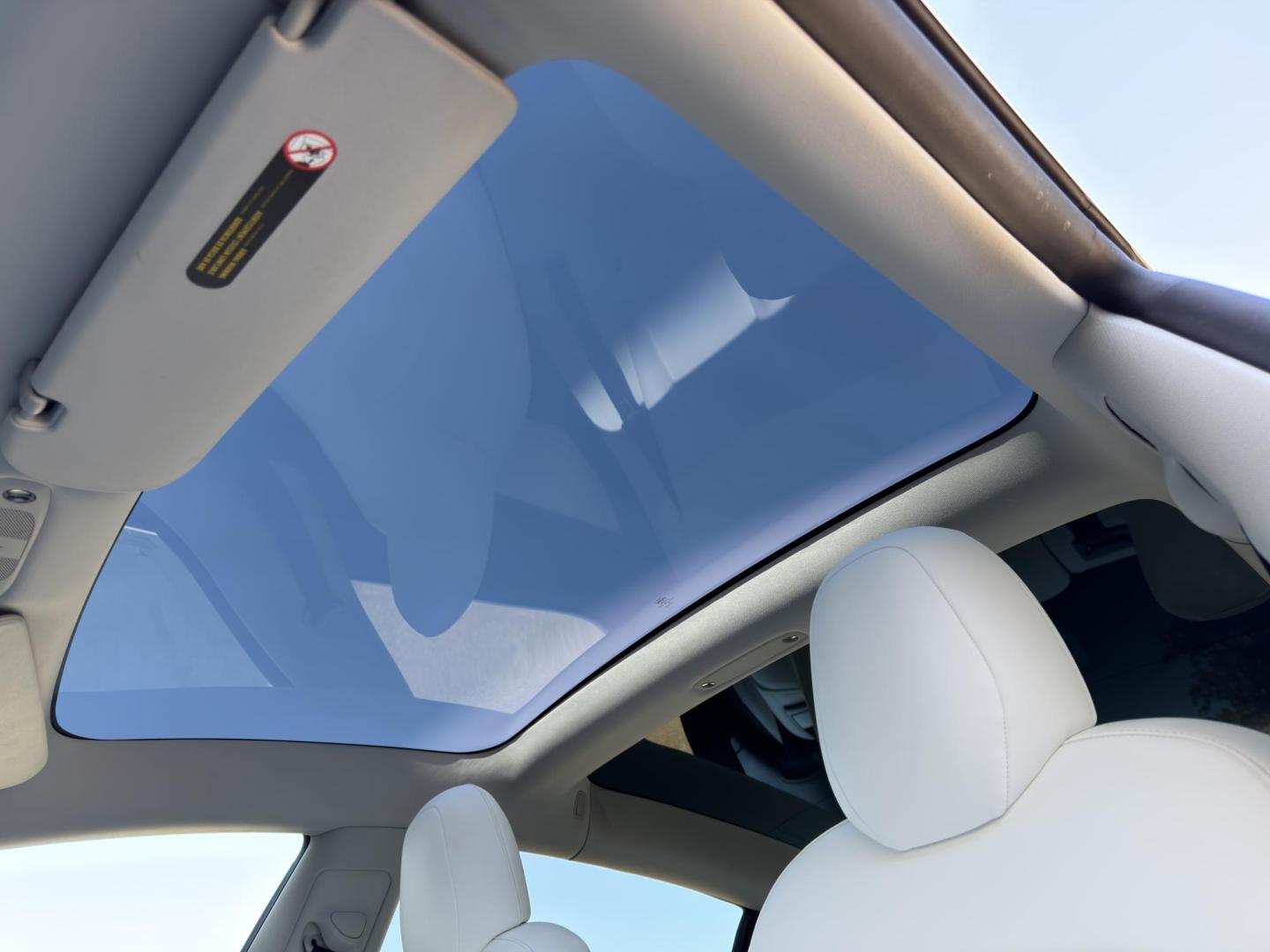 2019 BLUE /Gray Tesla Model 3 Base (5YJ3E1EB5KF) with an ELECTRIC engine, 1A transmission, located at 2990 Old Orchard Rd., Jackson, MO, 63755, 37.354214, -89.612106 - 2019 Tesla Model 3 105xxx miles All Wheel Drive Automatic Leather Navigation Power/Heated Seats Backup Camera Sunroof Bluetooth Cruise Power Windows/Locks/Mirrors We have financing available and we accept trades! Fill out a credit application on our website or come by today! If you have - Photo#6