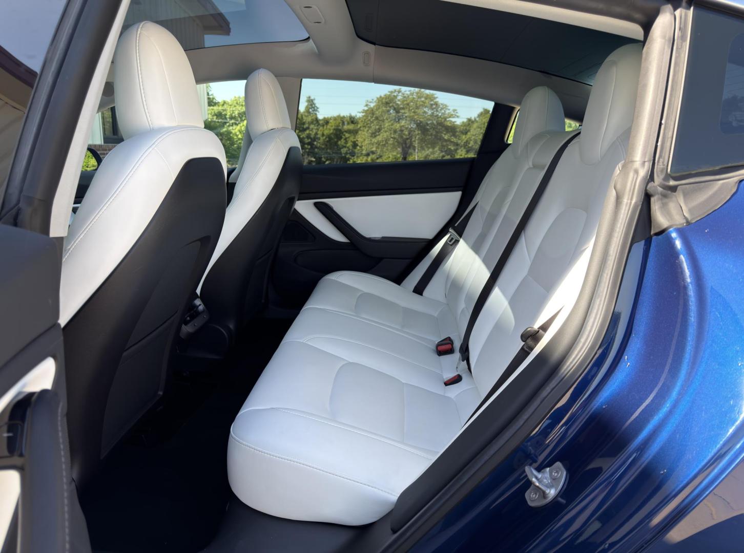 2019 BLUE /Gray Tesla Model 3 Base (5YJ3E1EB5KF) with an ELECTRIC engine, 1A transmission, located at 2990 Old Orchard Rd., Jackson, MO, 63755, 37.354214, -89.612106 - 2019 Tesla Model 3 105xxx miles All Wheel Drive Automatic Leather Navigation Power/Heated Seats Backup Camera Sunroof Bluetooth Cruise Power Windows/Locks/Mirrors We have financing available and we accept trades! Fill out a credit application on our website or come by today! If you have - Photo#19
