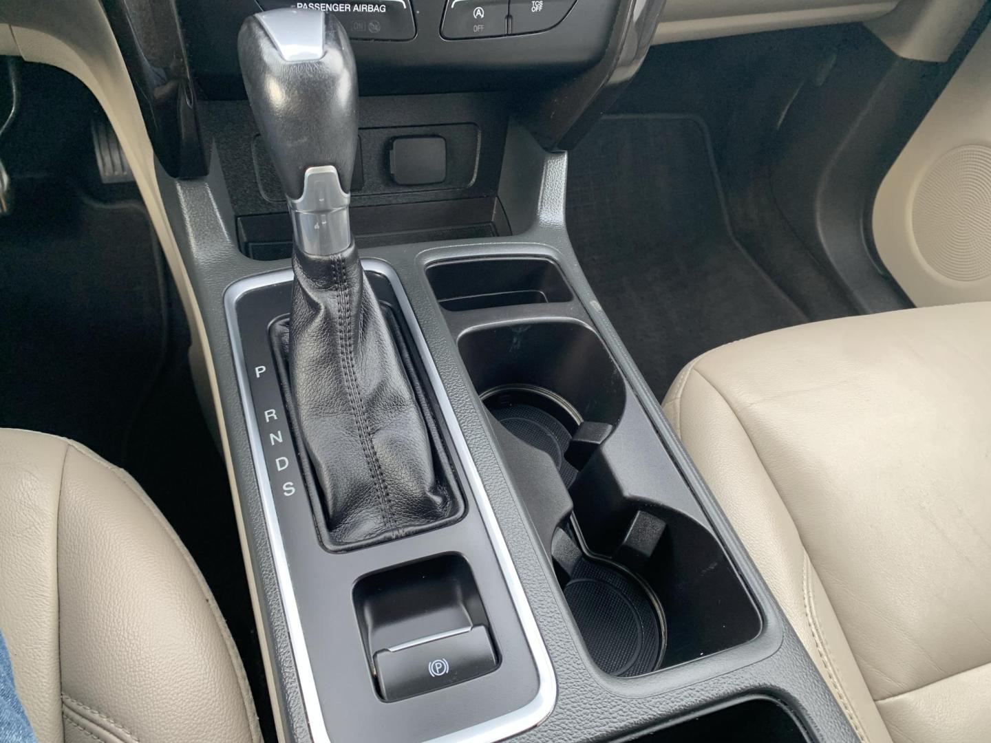 2017 MAROON /TAN Ford Escape Titanium FWD (1FMCU0J92HU) with an 2.0L L4 DOHC 16V engine, Automatic transmission, located at 506 S. Kingshighway, Cape Girardeau, MO, 63703, (573) 235-5000, 37.294991, -89.553635 - 2017 Ford Escape Titanium 93,xxx miles Leather Seats Heated Seats Backup Camera Bluetooth Cruise Power Windows/Locks/Mirrors We have financing available and we accept trades! Fill out a credit application on our website or come by today! If you have any questions, give us a call at (573 - Photo#29