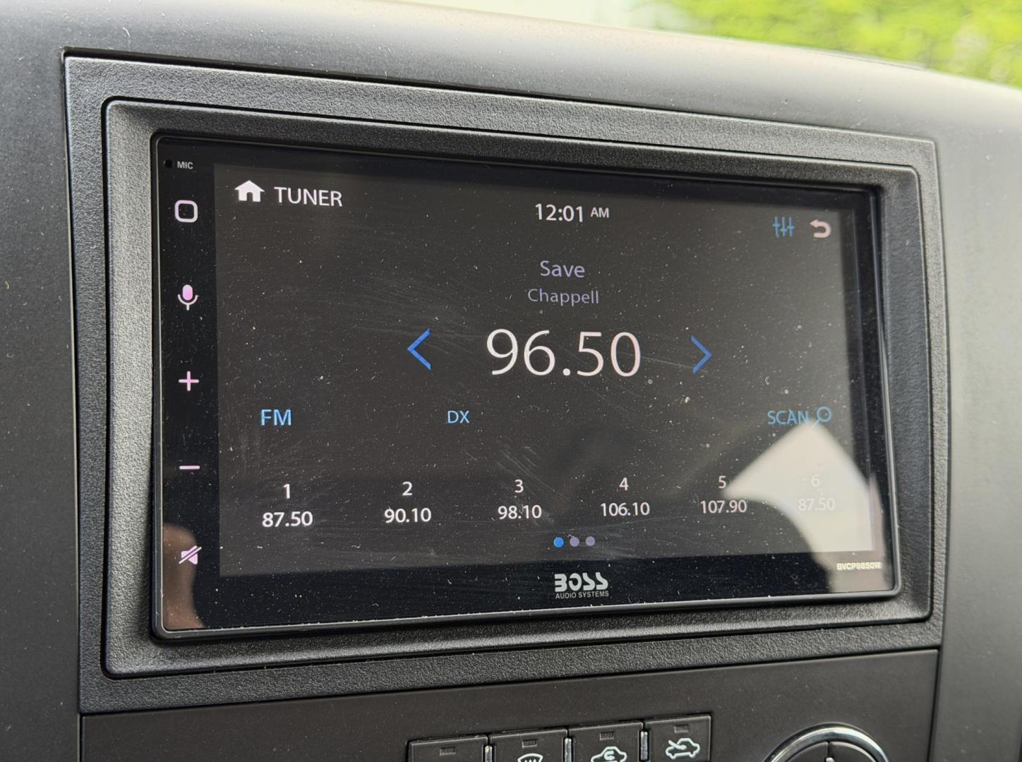 2011 GRAY /Black Chevrolet Silverado 1500 LT Crew Cab 4WD (3GCPKSE30BG) with an 5.3L V8 engine, Automatic transmission, located at 2990 Old Orchard Rd., Jackson, MO, 63755, 37.354214, -89.612106 - 2011 Chevrolet Silverado 1500 LT 189xxx miles 4x4 5.3L V8 Automatic Power Driver Seat Remote Start Cruise Power Windows/Locks/Mirrors We have financing available and we accept trades! Fill out a credit application on our website or come by today! If you have any questions, give us a call a - Photo#27