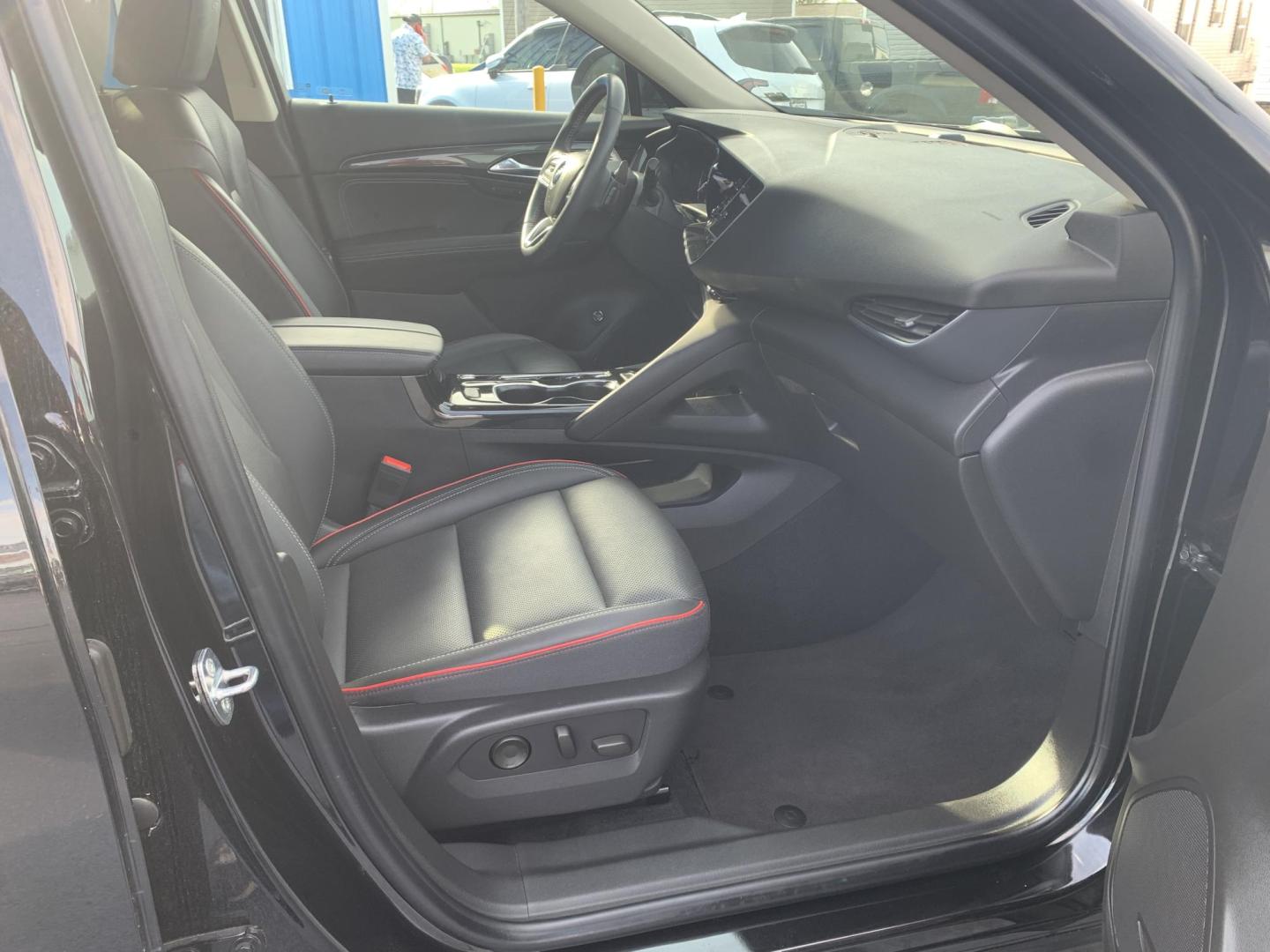 2022 BLACK /BLACK Buick Envision Essense (LRBFZNR44ND) with an 2.0L L4 DOHC 24V TURBO engine, Automatic transmission, located at 506 S. Kingshighway, Cape Girardeau, MO, 63703, (573) 235-5000, 37.294991, -89.553635 - 2022 Buick Envision Essense 42,xxx Miles Backup Camera Heated Seats Power Seats Heated Steering Wheel Adaptive Cruise Leather Seats Power Windows/Locks/Mirrors We have financing available and we accept trades! Fill out a credit application on our website or come by today! If you have any - Photo#10