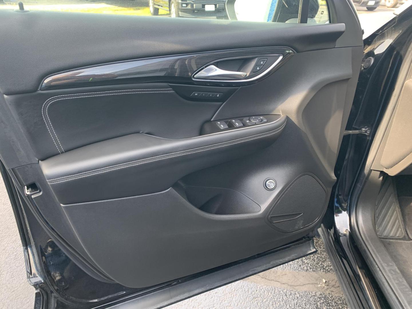 2022 BLACK /BLACK Buick Envision Essense (LRBFZNR44ND) with an 2.0L L4 DOHC 24V TURBO engine, Automatic transmission, located at 506 S. Kingshighway, Cape Girardeau, MO, 63703, (573) 235-5000, 37.294991, -89.553635 - 2022 Buick Envision Essense 42,xxx Miles Backup Camera Heated Seats Power Seats Heated Steering Wheel Adaptive Cruise Leather Seats Power Windows/Locks/Mirrors We have financing available and we accept trades! Fill out a credit application on our website or come by today! If you have any - Photo#18