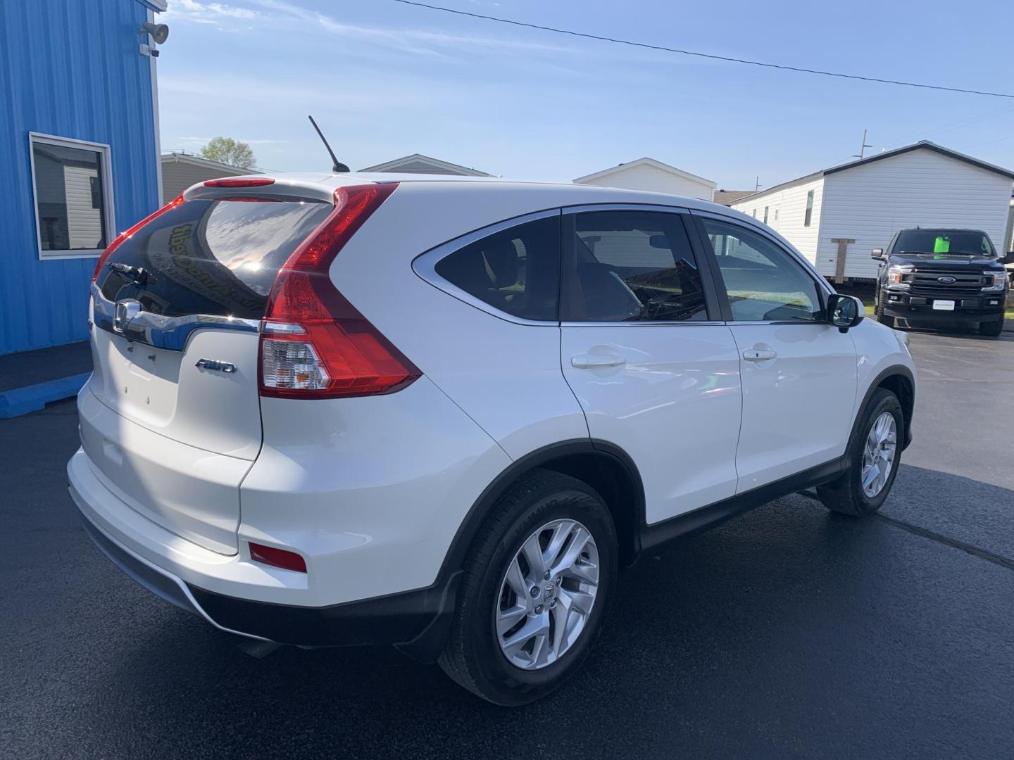 2016 WHITE /TAN Honda CR-V EX (5J6RM4H51GL) with an 2.4L L4 DOHC 16V engine, Automatic transmission, located at 506 S. Kingshighway, Cape Girardeau, MO, 63703, (573) 235-5000, 37.294991, -89.553635 - 2016 Honda CR-V EX 134,xxx Miles One Owner AWD Heated Seats Sunroof Backup Camera Power Windows/Locks/Mirrors We have financing available and we accept trades! Fill out a credit application on our website or come by today! If you have any questions, give us a call at (573) 235-5000 or vis - Photo#8