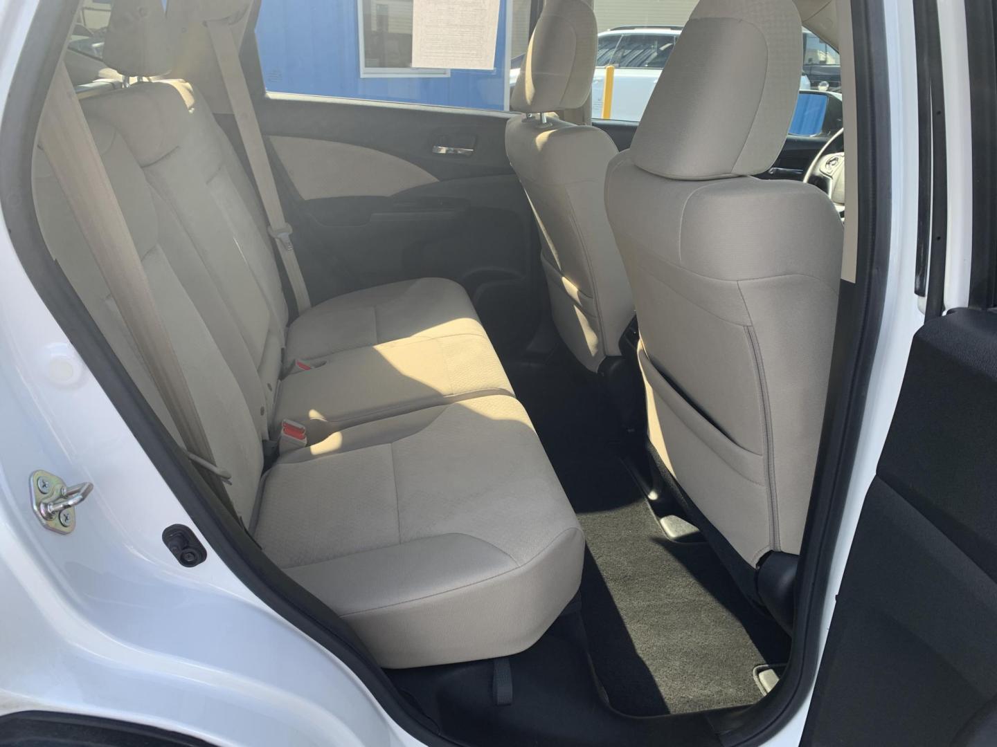 2016 WHITE /TAN Honda CR-V EX (5J6RM4H51GL) with an 2.4L L4 DOHC 16V engine, Automatic transmission, located at 506 S. Kingshighway, Cape Girardeau, MO, 63703, (573) 235-5000, 37.294991, -89.553635 - 2016 Honda CR-V EX 134,xxx Miles One Owner AWD Heated Seats Sunroof Backup Camera Power Windows/Locks/Mirrors We have financing available and we accept trades! Fill out a credit application on our website or come by today! If you have any questions, give us a call at (573) 235-5000 or vis - Photo#13