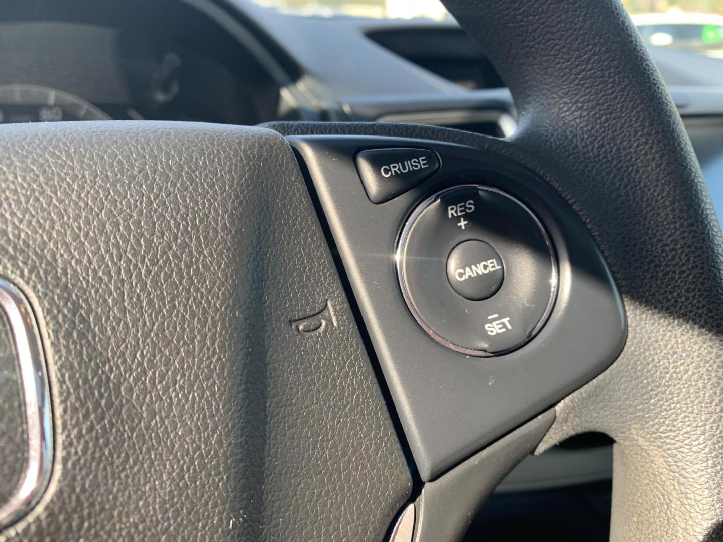 2016 WHITE /TAN Honda CR-V EX (5J6RM4H51GL) with an 2.4L L4 DOHC 16V engine, Automatic transmission, located at 506 S. Kingshighway, Cape Girardeau, MO, 63703, (573) 235-5000, 37.294991, -89.553635 - 2016 Honda CR-V EX 134,xxx Miles One Owner AWD Heated Seats Sunroof Backup Camera Power Windows/Locks/Mirrors We have financing available and we accept trades! Fill out a credit application on our website or come by today! If you have any questions, give us a call at (573) 235-5000 or vis - Photo#24