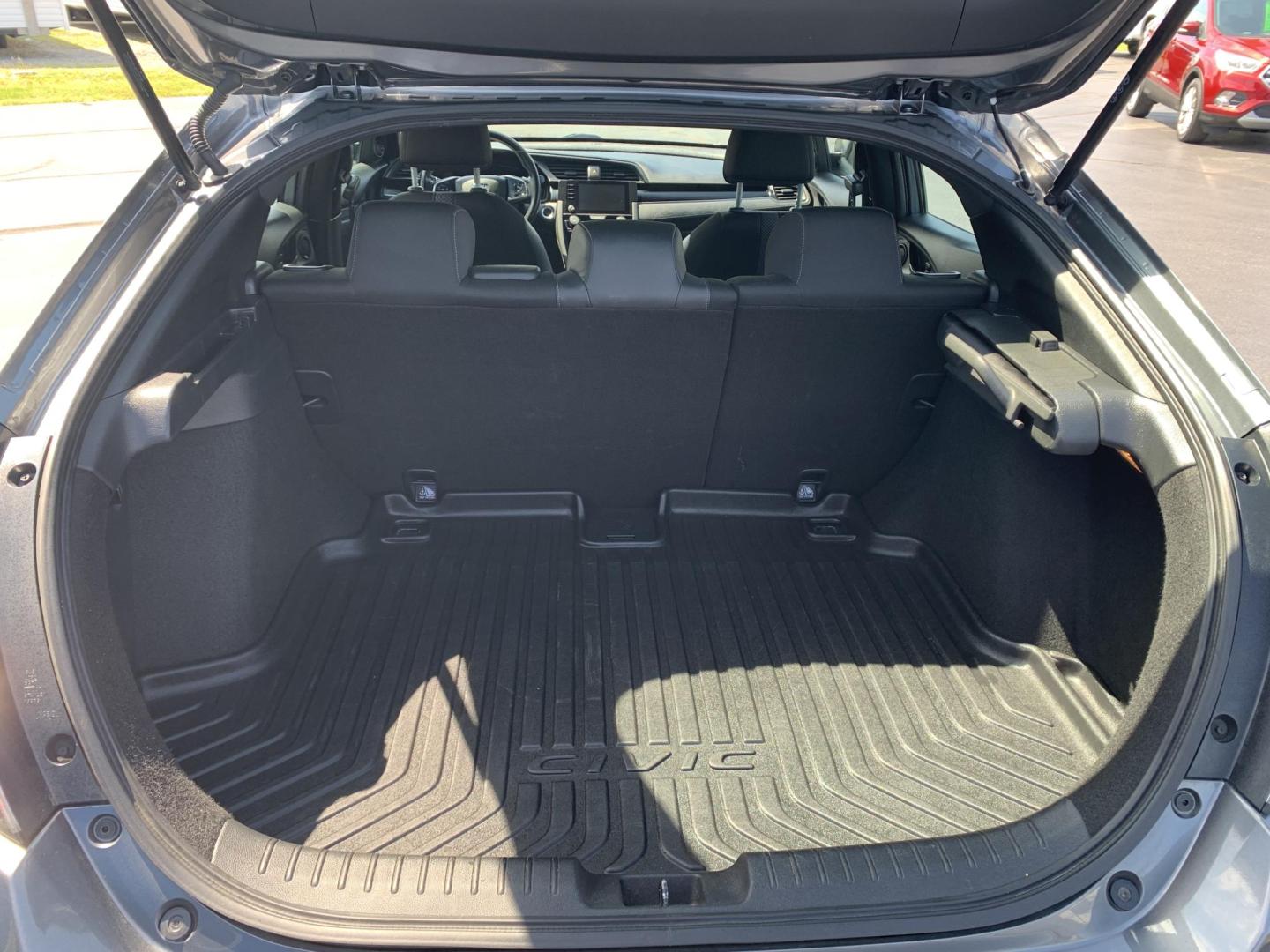 2021 GRAY /GRAY Honda Civic Sport Hatchback (SHHFK7H4XMU) with an 2.0L L4 DOHC 16V TURBO engine, Automatic transmission, located at 506 S. Kingshighway, Cape Girardeau, MO, 63703, (573) 235-5000, 37.294991, -89.553635 - 2021 Honda Civic Sport Hatchback 59,xxx miles Alarm System Bluetooth Streaming Audio Bluetooth Wireless Technology Cloth Seats Cruise Control Folding Rear Seat Power Outlet Power Windows Proximity Sensing Keyless Entry Push-Button Engine Start Rear Window Defroster Remote Control Liftga - Photo#7