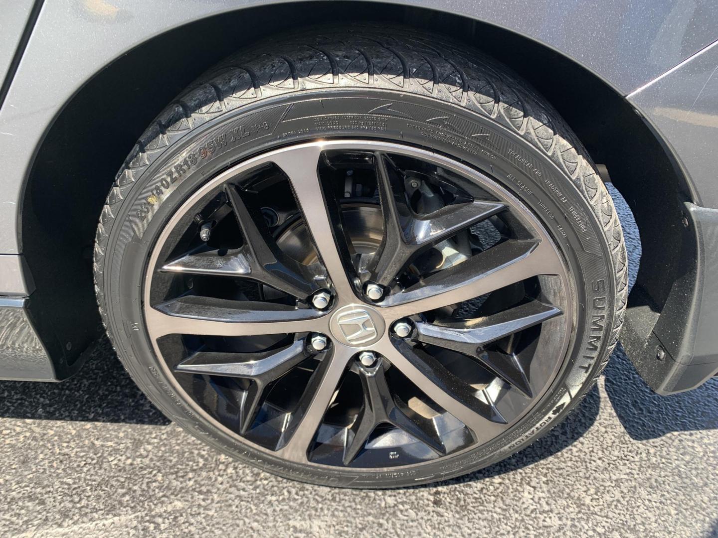 2021 GRAY /GRAY Honda Civic Sport Hatchback (SHHFK7H4XMU) with an 2.0L L4 DOHC 16V TURBO engine, Automatic transmission, located at 506 S. Kingshighway, Cape Girardeau, MO, 63703, (573) 235-5000, 37.294991, -89.553635 - 2021 Honda Civic Sport Hatchback 59,xxx miles Alarm System Bluetooth Streaming Audio Bluetooth Wireless Technology Cloth Seats Cruise Control Folding Rear Seat Power Outlet Power Windows Proximity Sensing Keyless Entry Push-Button Engine Start Rear Window Defroster Remote Control Liftga - Photo#29