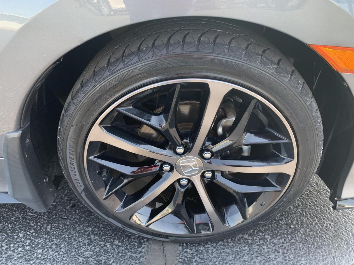 2021 GRAY /GRAY Honda Civic Sport Hatchback (SHHFK7H4XMU) with an 2.0L L4 DOHC 16V TURBO engine, Automatic transmission, located at 506 S. Kingshighway, Cape Girardeau, MO, 63703, (573) 235-5000, 37.294991, -89.553635 - 2021 Honda Civic Sport Hatchback 59,xxx miles Alarm System Bluetooth Streaming Audio Bluetooth Wireless Technology Cloth Seats Cruise Control Folding Rear Seat Power Outlet Power Windows Proximity Sensing Keyless Entry Push-Button Engine Start Rear Window Defroster Remote Control Liftga - Photo#31