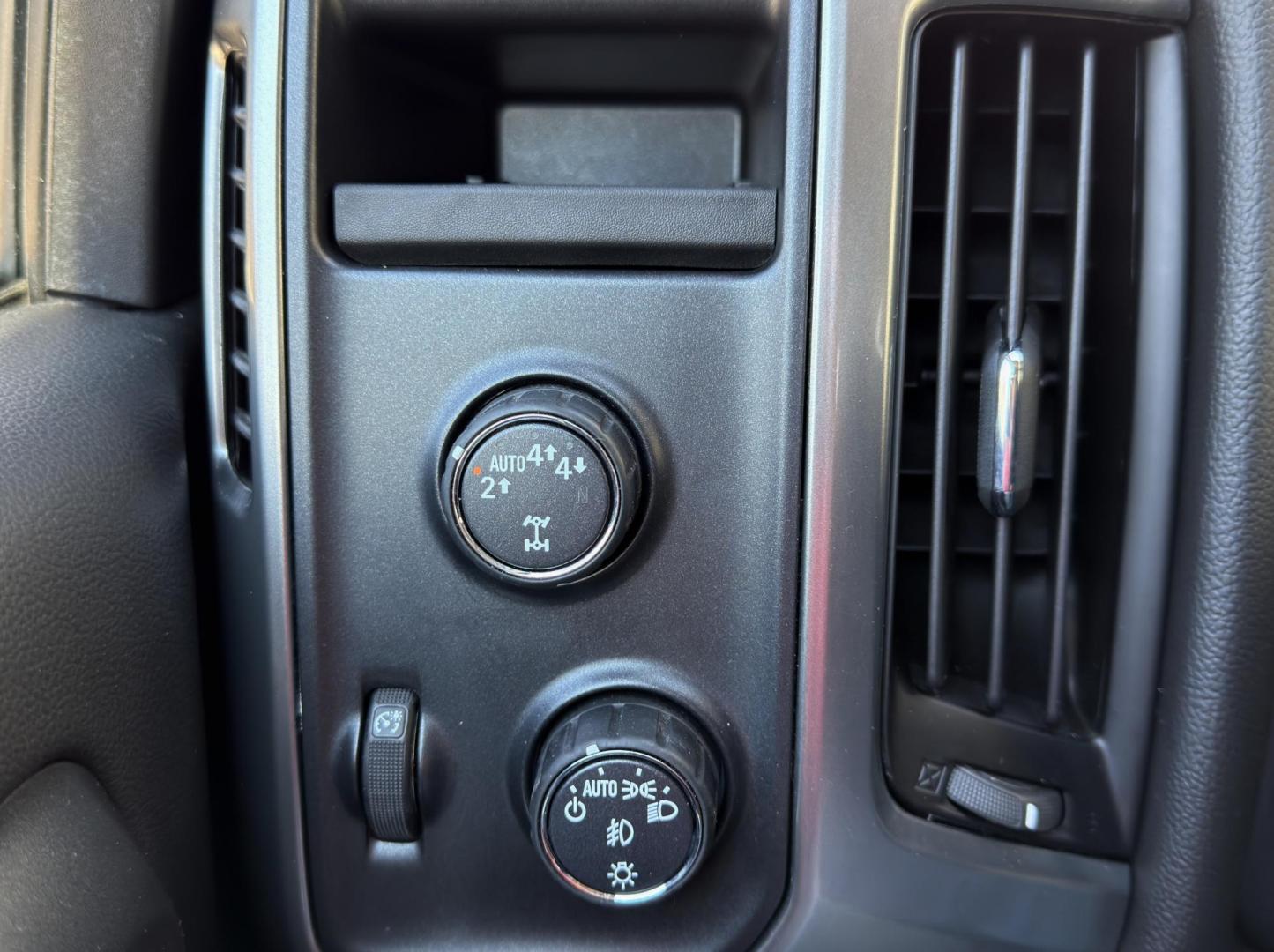 2017 BLACK /Black Chevrolet Silverado 1500 LT Crew Cab 4WD (3GCUKREC1HG) with an 5.3L V8 engine, Automatic transmission, located at 2990 Old Orchard Rd., Jackson, MO, 63755, 37.354214, -89.612106 - 2017 Chevrolet Silverado 1500 LT 108xxx miles 4x4 5.3L V8 Automatic Backup Camera Power Driver Seat Bluetooth Remote Start Cruise Power Windows/Locks/Mirrors We have financing available and we accept trades! Fill out a credit application on our website or come by today! If you have any q - Photo#2