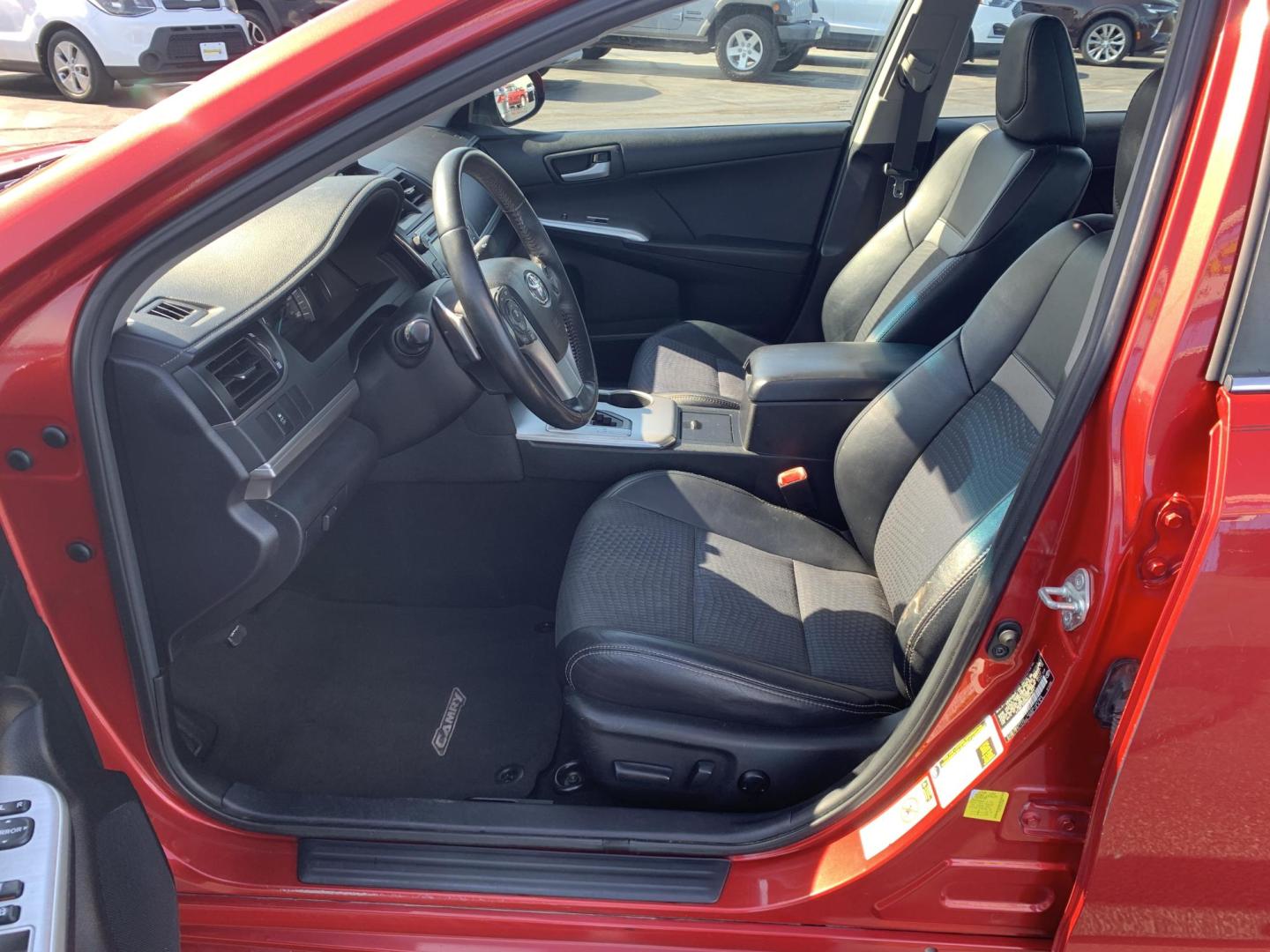 2012 RED /BLACK Toyota Camry SE (4T1BF1FK9CU) with an 2.5L L4 DOHC 16V engine, Automatic transmission, located at 506 S. Kingshighway, Cape Girardeau, MO, 63703, (573) 235-5000, 37.294991, -89.553635 - 2012 Toyota Camry SE 151,xxx miles Cruise Bluetooth USB Power Windows/Locks/Mirrors We have financing available and we accept trades! Fill out a credit application on our website or come by today! If you have any questions, give us a call at (573) 235-5000 or visit our website at firstautoc - Photo#17