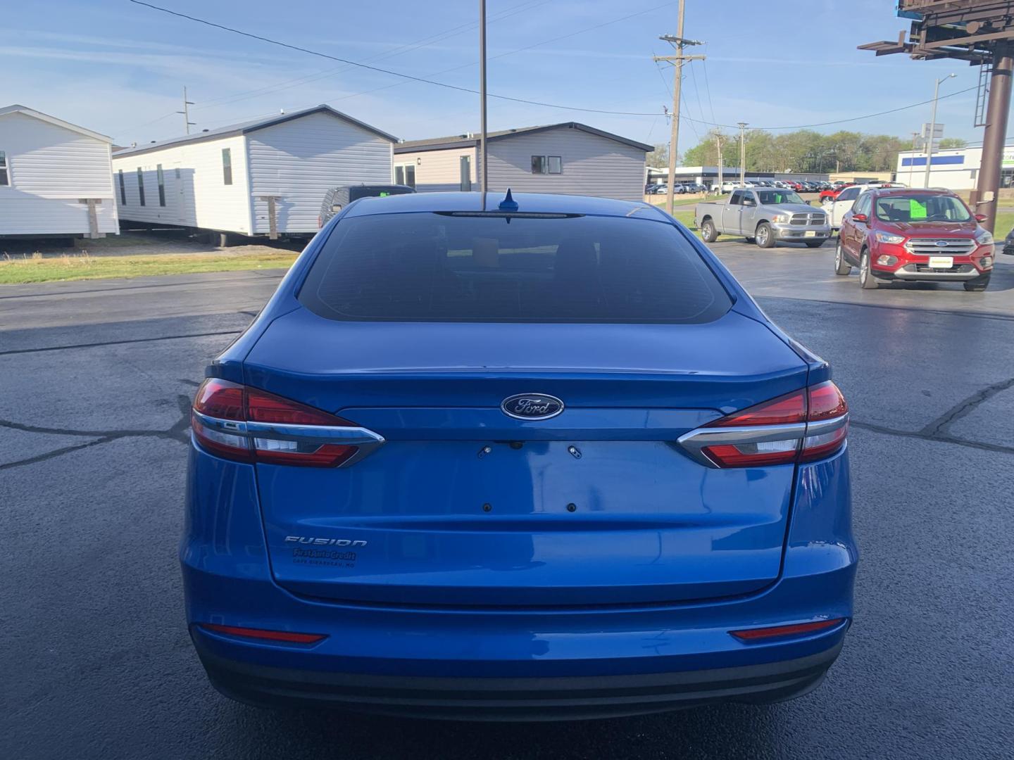 2020 BLUE /TAN Ford Fusion S (3FA6P0G74LR) with an 2.5L L4 DOHC 16V engine, Automatic transmission, located at 506 S. Kingshighway, Cape Girardeau, MO, 63703, (573) 235-5000, 37.294991, -89.553635 - 2020 Ford Fusion S 112,xxx miles 12V Power Outlet Alarm System Bluetooth Wireless Technology Cloth Seats Cruise Control Folding Rear Seat Hands Free Phone Power Windows/Locks/Mirrors Push-Button Engine Start Rear Window Defroster Remote Control Liftgate/Trunk Release Remote Keyless Entr - Photo#5