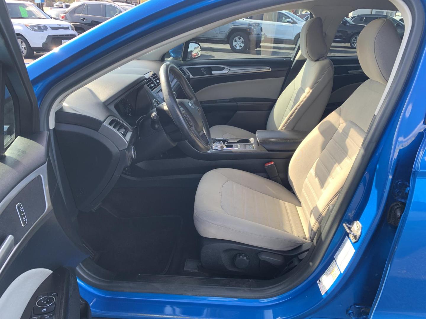 2020 BLUE /TAN Ford Fusion S (3FA6P0G74LR) with an 2.5L L4 DOHC 16V engine, Automatic transmission, located at 506 S. Kingshighway, Cape Girardeau, MO, 63703, (573) 235-5000, 37.294991, -89.553635 - 2020 Ford Fusion S 112,xxx miles 12V Power Outlet Alarm System Bluetooth Wireless Technology Cloth Seats Cruise Control Folding Rear Seat Hands Free Phone Power Windows/Locks/Mirrors Push-Button Engine Start Rear Window Defroster Remote Control Liftgate/Trunk Release Remote Keyless Entr - Photo#17