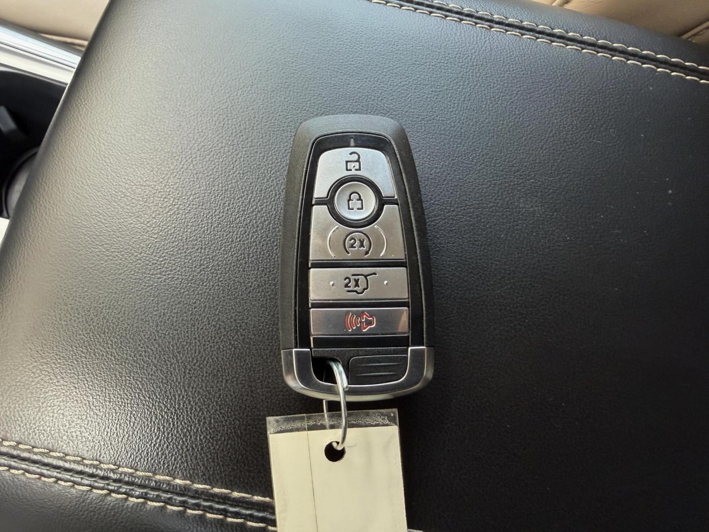 2023 WHITE /Tan Ford Explorer XLT AWD (1FMSK8DH6PG) with an 2.3L 4 Cyl. engine, Automatic transmission, located at 2990 Old Orchard Rd., Jackson, MO, 63755, 37.354214, -89.612106 - 2023 Ford Explorer XLT 1-Owner 113xxx miles 4 Wheel Drive 2.3L 4 Cyl. Automatic Leather 3rd Row Navigation Backup Camera Power/Heated Seats Bluetooth Remote Start Cruise Power Windows/Locks/Mirrors We have financing available and we accept trades! Fill out a credit application on our - Photo#6