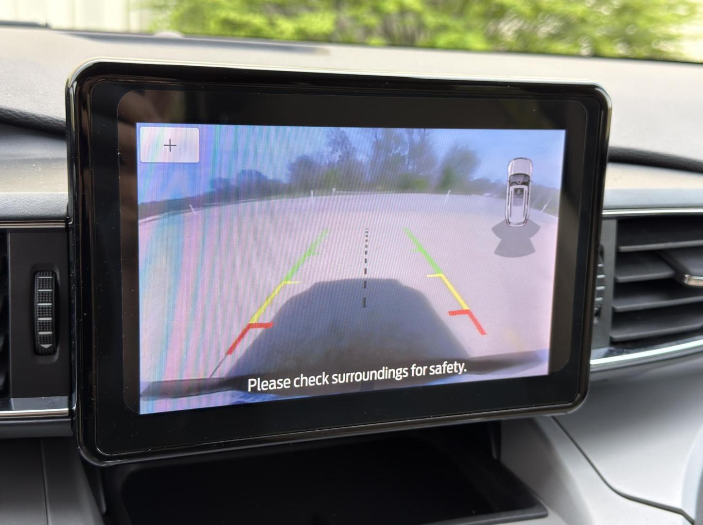 2023 WHITE /Tan Ford Explorer XLT AWD (1FMSK8DH6PG) with an 2.3L 4 Cyl. engine, Automatic transmission, located at 2990 Old Orchard Rd., Jackson, MO, 63755, 37.354214, -89.612106 - 2023 Ford Explorer XLT 1-Owner 113xxx miles 4 Wheel Drive 2.3L 4 Cyl. Automatic Leather 3rd Row Navigation Backup Camera Power/Heated Seats Bluetooth Remote Start Cruise Power Windows/Locks/Mirrors We have financing available and we accept trades! Fill out a credit application on our - Photo#3