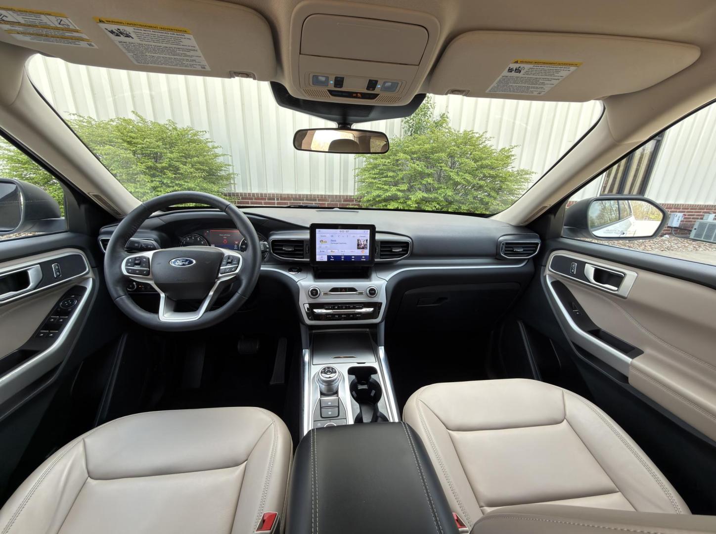 2023 WHITE /Tan Ford Explorer XLT AWD (1FMSK8DH6PG) with an 2.3L 4 Cyl. engine, Automatic transmission, located at 2990 Old Orchard Rd., Jackson, MO, 63755, 37.354214, -89.612106 - 2023 Ford Explorer XLT 1-Owner 113xxx miles 4 Wheel Drive 2.3L 4 Cyl. Automatic Leather 3rd Row Navigation Backup Camera Power/Heated Seats Bluetooth Remote Start Cruise Power Windows/Locks/Mirrors We have financing available and we accept trades! Fill out a credit application on our - Photo#24