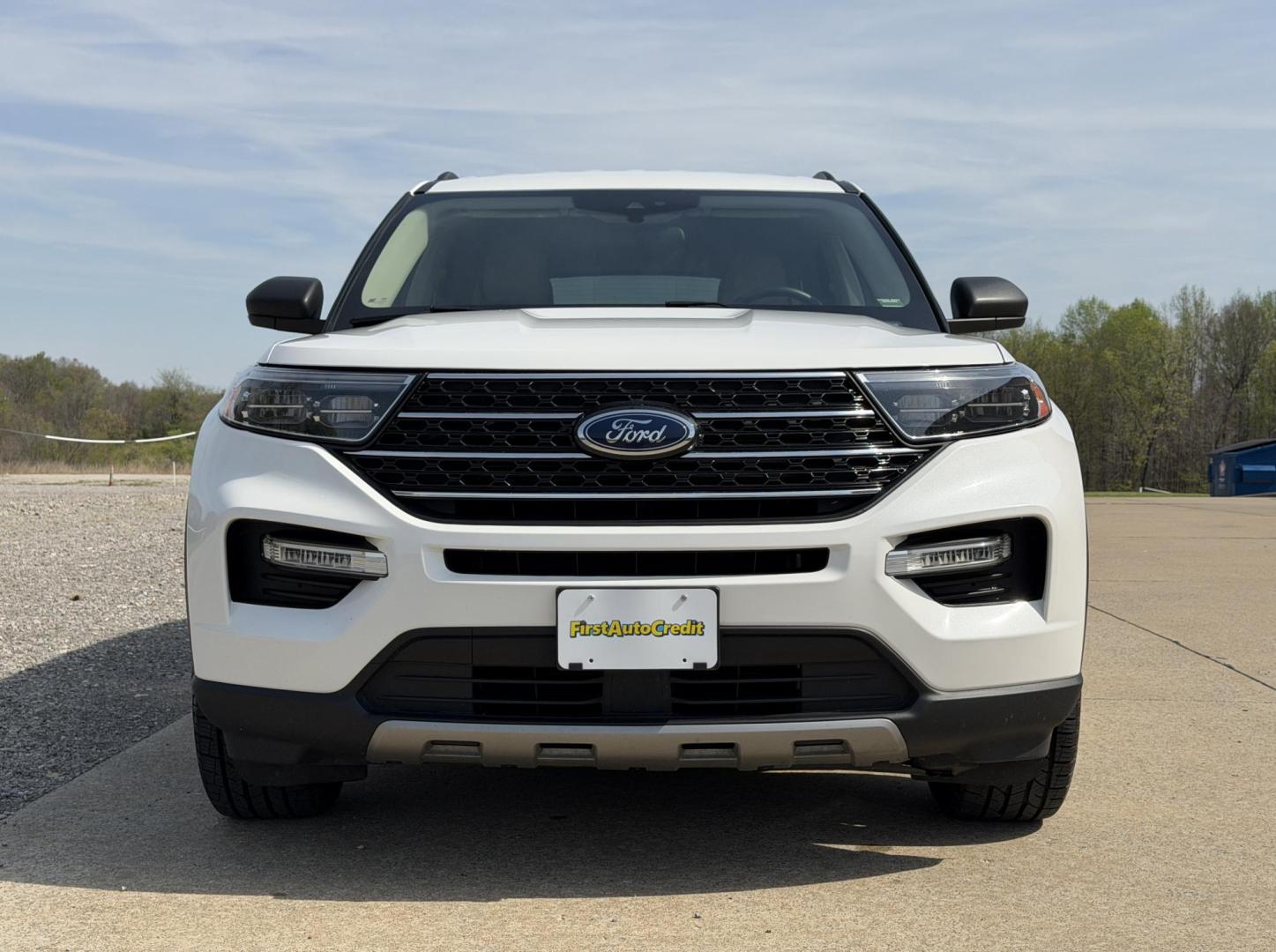 2023 WHITE /Tan Ford Explorer XLT AWD (1FMSK8DH6PG) with an 2.3L 4 Cyl. engine, Automatic transmission, located at 2990 Old Orchard Rd., Jackson, MO, 63755, 37.354214, -89.612106 - 2023 Ford Explorer XLT 1-Owner 113xxx miles 4 Wheel Drive 2.3L 4 Cyl. Automatic Leather 3rd Row Navigation Backup Camera Power/Heated Seats Bluetooth Remote Start Cruise Power Windows/Locks/Mirrors We have financing available and we accept trades! Fill out a credit application on our - Photo#13