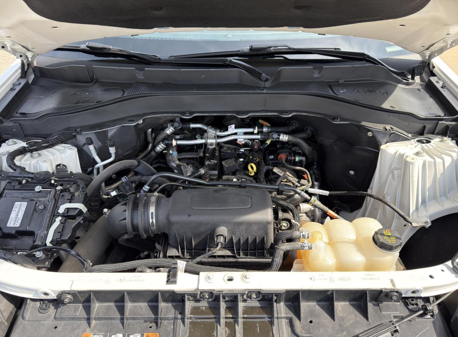 2023 WHITE /Tan Ford Explorer XLT AWD (1FMSK8DH6PG) with an 2.3L 4 Cyl. engine, Automatic transmission, located at 2990 Old Orchard Rd., Jackson, MO, 63755, 37.354214, -89.612106 - 2023 Ford Explorer XLT 1-Owner 113xxx miles 4 Wheel Drive 2.3L 4 Cyl. Automatic Leather 3rd Row Navigation Backup Camera Power/Heated Seats Bluetooth Remote Start Cruise Power Windows/Locks/Mirrors We have financing available and we accept trades! Fill out a credit application on our - Photo#38