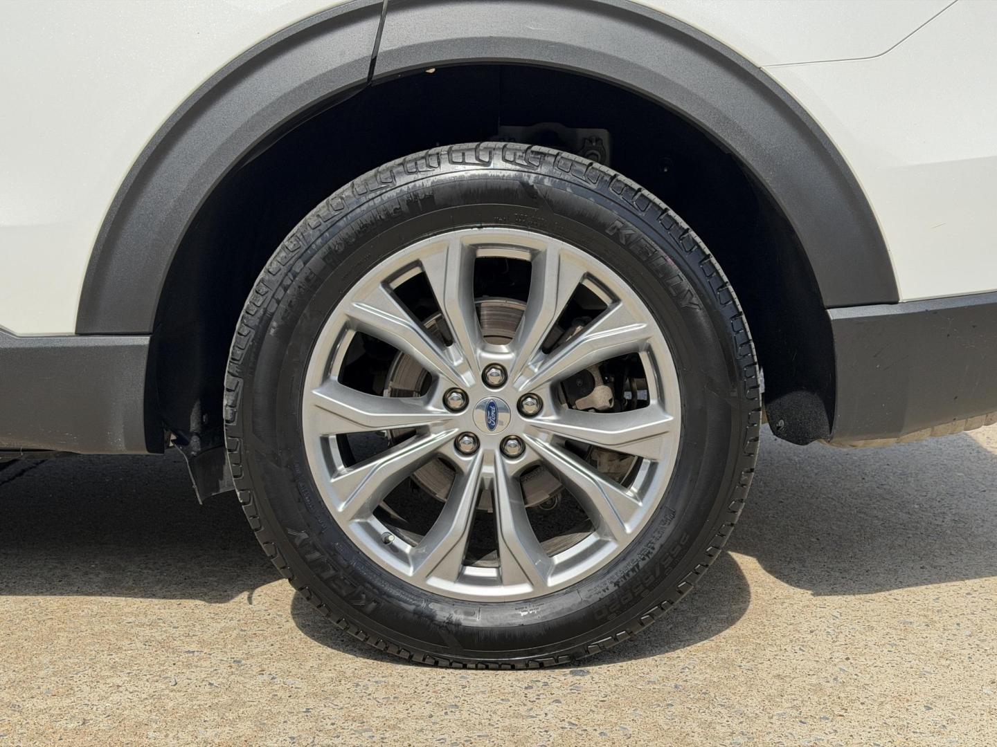 2023 WHITE /Tan Ford Explorer XLT AWD (1FMSK8DH6PG) with an 2.3L 4 Cyl. engine, Automatic transmission, located at 2990 Old Orchard Rd., Jackson, MO, 63755, 37.354214, -89.612106 - 2023 Ford Explorer XLT 1-Owner 113xxx miles 4 Wheel Drive 2.3L 4 Cyl. Automatic Leather 3rd Row Navigation Backup Camera Power/Heated Seats Bluetooth Remote Start Cruise Power Windows/Locks/Mirrors We have financing available and we accept trades! Fill out a credit application on our - Photo#41