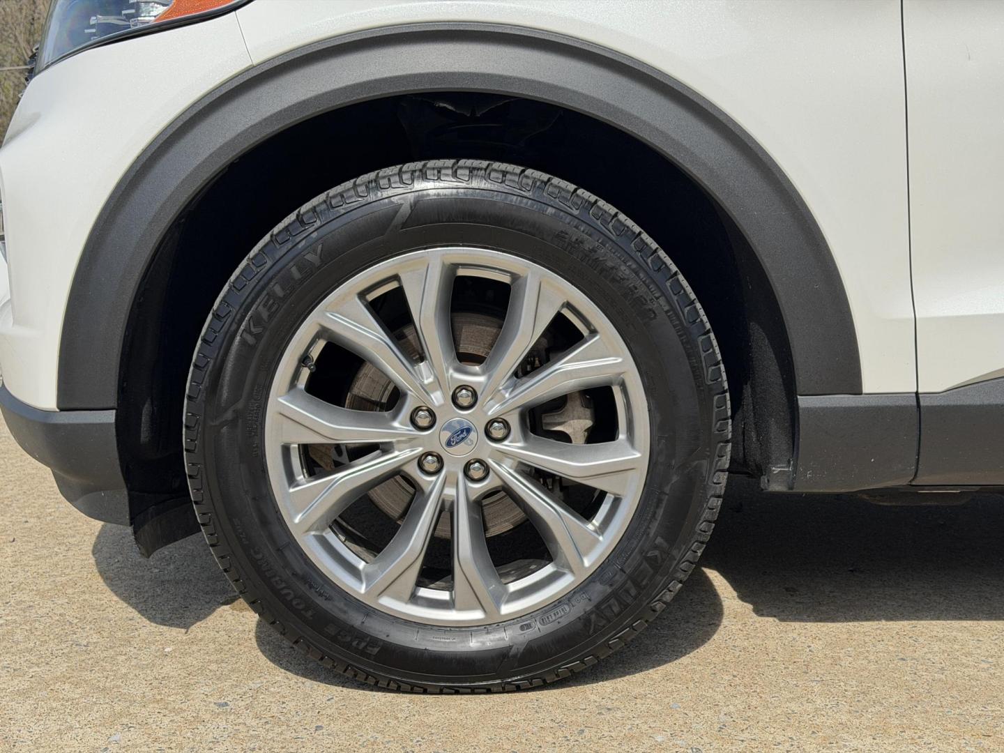 2023 WHITE /Tan Ford Explorer XLT AWD (1FMSK8DH6PG) with an 2.3L 4 Cyl. engine, Automatic transmission, located at 2990 Old Orchard Rd., Jackson, MO, 63755, 37.354214, -89.612106 - 2023 Ford Explorer XLT 1-Owner 113xxx miles 4 Wheel Drive 2.3L 4 Cyl. Automatic Leather 3rd Row Navigation Backup Camera Power/Heated Seats Bluetooth Remote Start Cruise Power Windows/Locks/Mirrors We have financing available and we accept trades! Fill out a credit application on our - Photo#40