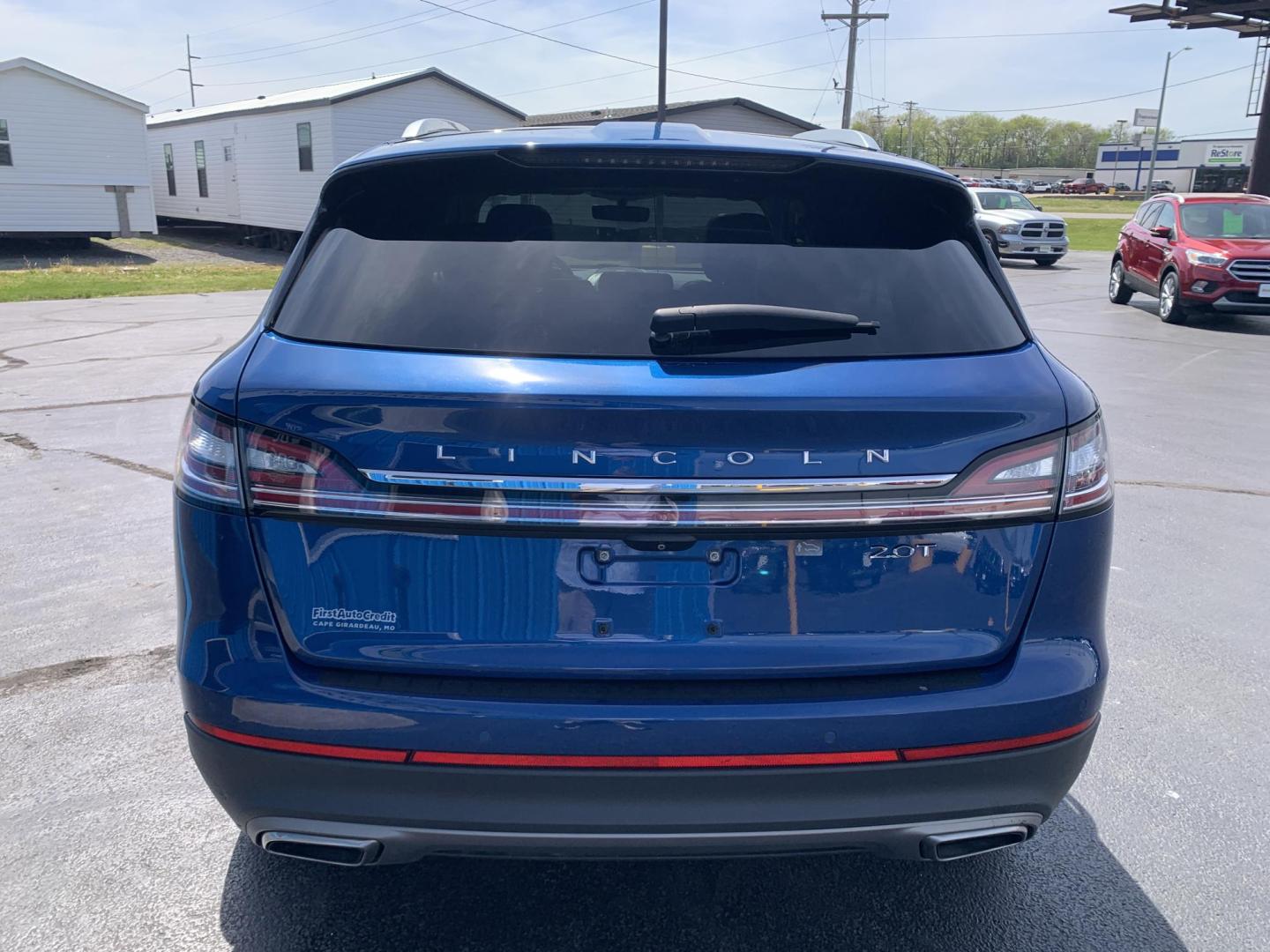 2020 BLUE /GRAY Lincoln Nautilus Reserve (2LMPJ6K90LB) with an 2.0L L4 DOHC 16V engine, Automatic transmission, located at 506 S. Kingshighway, Cape Girardeau, MO, 63703, (573) 235-5000, 37.294991, -89.553635 - 2020 Lincoln Nautilus Reserve 122,xxx miles Adaptive Cruise Heated and Cooled Seats Leather Backup Camera Sunroof Blind Spot Monitor Rear Heated Seats We have financing available and we accept trades! Fill out a credit application on our website or come by today! If you have any question - Photo#6