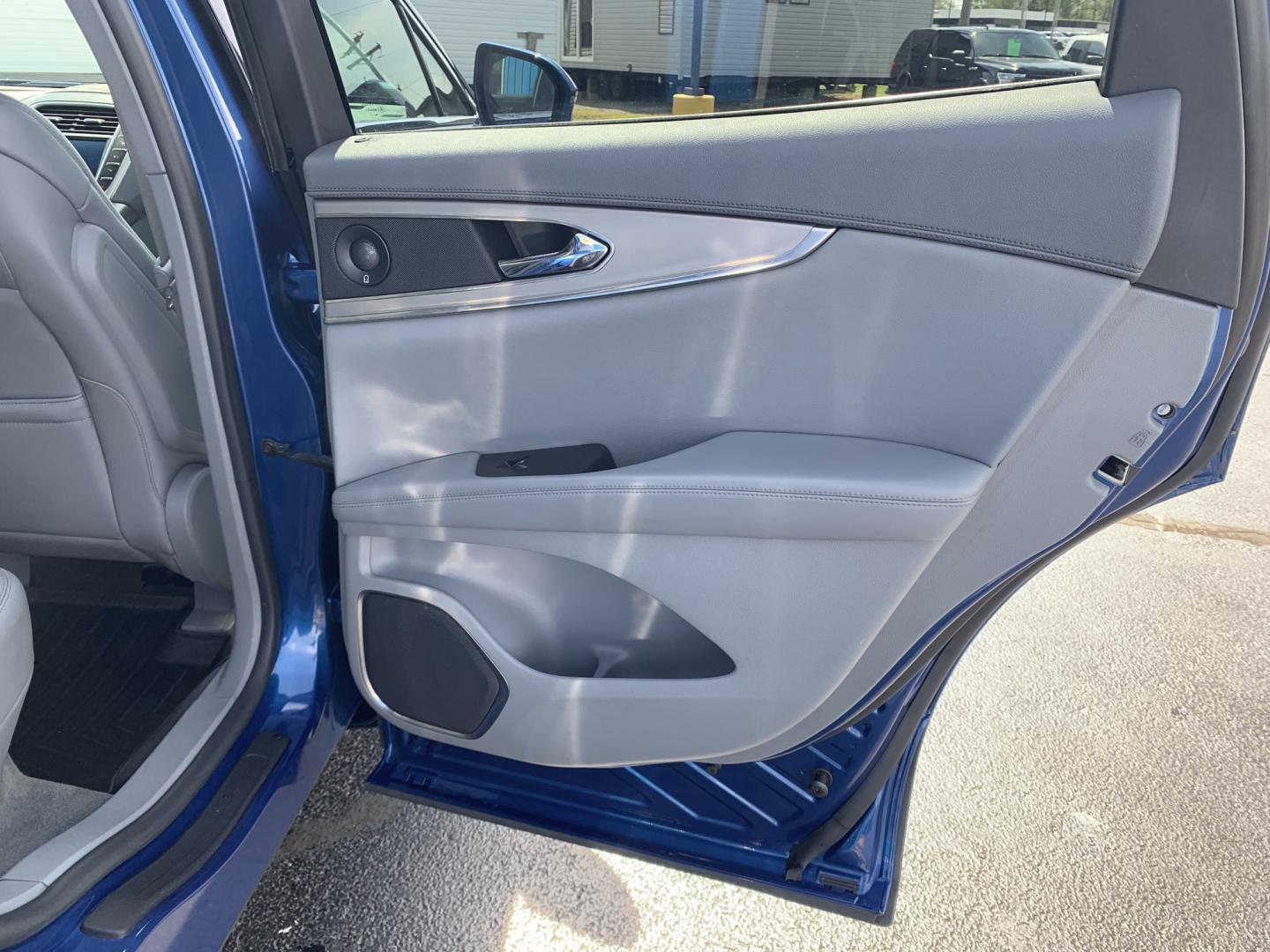 2020 BLUE /GRAY Lincoln Nautilus Reserve (2LMPJ6K90LB) with an 2.0L L4 DOHC 16V engine, Automatic transmission, located at 506 S. Kingshighway, Cape Girardeau, MO, 63703, (573) 235-5000, 37.294991, -89.553635 - 2020 Lincoln Nautilus Reserve 122,xxx miles Adaptive Cruise Heated and Cooled Seats Leather Backup Camera Sunroof Blind Spot Monitor Rear Heated Seats We have financing available and we accept trades! Fill out a credit application on our website or come by today! If you have any question - Photo#14