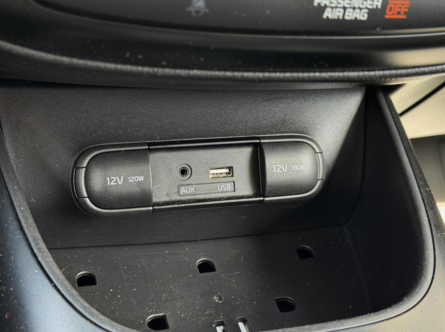 2018 BLACK /Black Kia Soul Base (KNDJN2A28J7) with an 1.6L 4 Cyl. engine, Manual transmission, located at 2990 Old Orchard Rd., Jackson, MO, 63755, 37.354214, -89.612106 - 2018 Kia Soul 66xxx miles Front Wheel Drive 1.6L 4 Cyl. 6-Speed Manual Bluetooth Cruise Power Windows/Locks/Mirrors We have financing available and we accept trades! Fill out a credit application on our website or come by today! If you have any questions, give us a call at (573) 204-7777 or - Photo#25