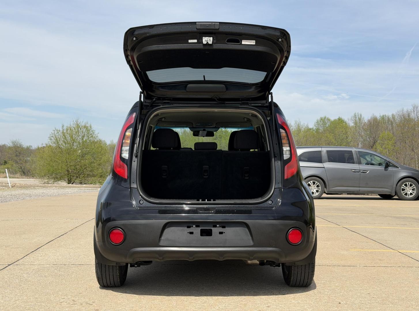 2018 BLACK /Black Kia Soul Base (KNDJN2A28J7) with an 1.6L 4 Cyl. engine, Manual transmission, located at 2990 Old Orchard Rd., Jackson, MO, 63755, 37.354214, -89.612106 - 2018 Kia Soul 66xxx miles Front Wheel Drive 1.6L 4 Cyl. 6-Speed Manual Bluetooth Cruise Power Windows/Locks/Mirrors We have financing available and we accept trades! Fill out a credit application on our website or come by today! If you have any questions, give us a call at (573) 204-7777 or - Photo#15