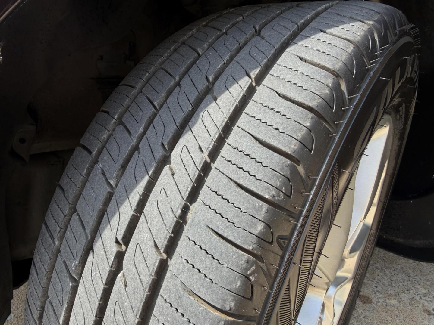 2018 BLACK /Black Kia Soul Base (KNDJN2A28J7) with an 1.6L 4 Cyl. engine, Manual transmission, located at 2990 Old Orchard Rd., Jackson, MO, 63755, 37.354214, -89.612106 - 2018 Kia Soul 66xxx miles Front Wheel Drive 1.6L 4 Cyl. 6-Speed Manual Bluetooth Cruise Power Windows/Locks/Mirrors We have financing available and we accept trades! Fill out a credit application on our website or come by today! If you have any questions, give us a call at (573) 204-7777 or - Photo#30