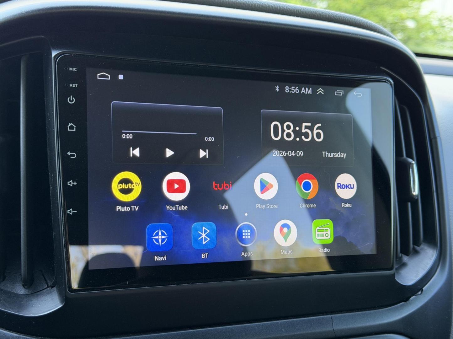 2015 BLACK /Gray Chevrolet Colorado Crew Cab 4WD Long Box (1GCGTAE38F1) with an 3.6L V6 engine, Automatic transmission, located at 2990 Old Orchard Rd., Jackson, MO, 63755, 37.354214, -89.612106 - *** SALVAGE TITLE *** 2015 Chevrolet Colorado 191xxx miles 4x4 3.6L V6 Automatic Power Driver Seat Bluetooth Cruise Power Windows/Locks/Mirrors We have financing available and we accept trades! Fill out a credit application on our website or come by today! If you have any questions, give - Photo#23