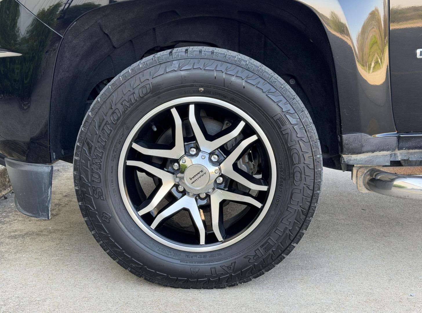 2015 BLACK /Gray Chevrolet Colorado Crew Cab 4WD Long Box (1GCGTAE38F1) with an 3.6L V6 engine, Automatic transmission, located at 2990 Old Orchard Rd., Jackson, MO, 63755, 37.354214, -89.612106 - *** SALVAGE TITLE *** 2015 Chevrolet Colorado 191xxx miles 4x4 3.6L V6 Automatic Power Driver Seat Bluetooth Cruise Power Windows/Locks/Mirrors We have financing available and we accept trades! Fill out a credit application on our website or come by today! If you have any questions, give - Photo#32
