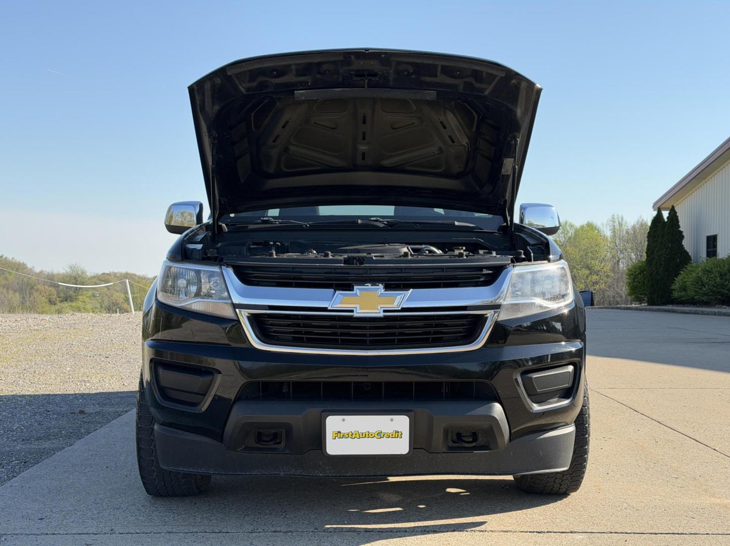 2015 BLACK /Gray Chevrolet Colorado Crew Cab 4WD Long Box (1GCGTAE38F1) with an 3.6L V6 engine, Automatic transmission, located at 2990 Old Orchard Rd., Jackson, MO, 63755, 37.354214, -89.612106 - *** SALVAGE TITLE *** 2015 Chevrolet Colorado 191xxx miles 4x4 3.6L V6 Automatic Power Driver Seat Bluetooth Cruise Power Windows/Locks/Mirrors We have financing available and we accept trades! Fill out a credit application on our website or come by today! If you have any questions, give - Photo#29