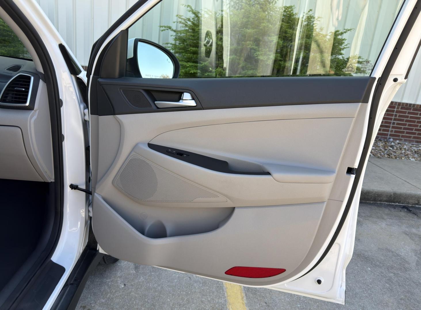 2019 WHITE /Gray Hyundai Tucson Value (KM8J33A42KU) with an 2.0L 4 Cyl. engine, Automatic transmission, located at 2990 Old Orchard Rd., Jackson, MO, 63755, 37.354214, -89.612106 - 2019 Hyundai Tucson Value 1-Owner 61xxx miles Front Wheel Drive 2.0L 4 Cyl. Automatic Backup Camera Power Driver Seat Bluetooth Cruise Power Windows/Locks/Mirrors We have financing available and we accept trades! Fill out a credit application on our website or come by today! If you have - Photo#14