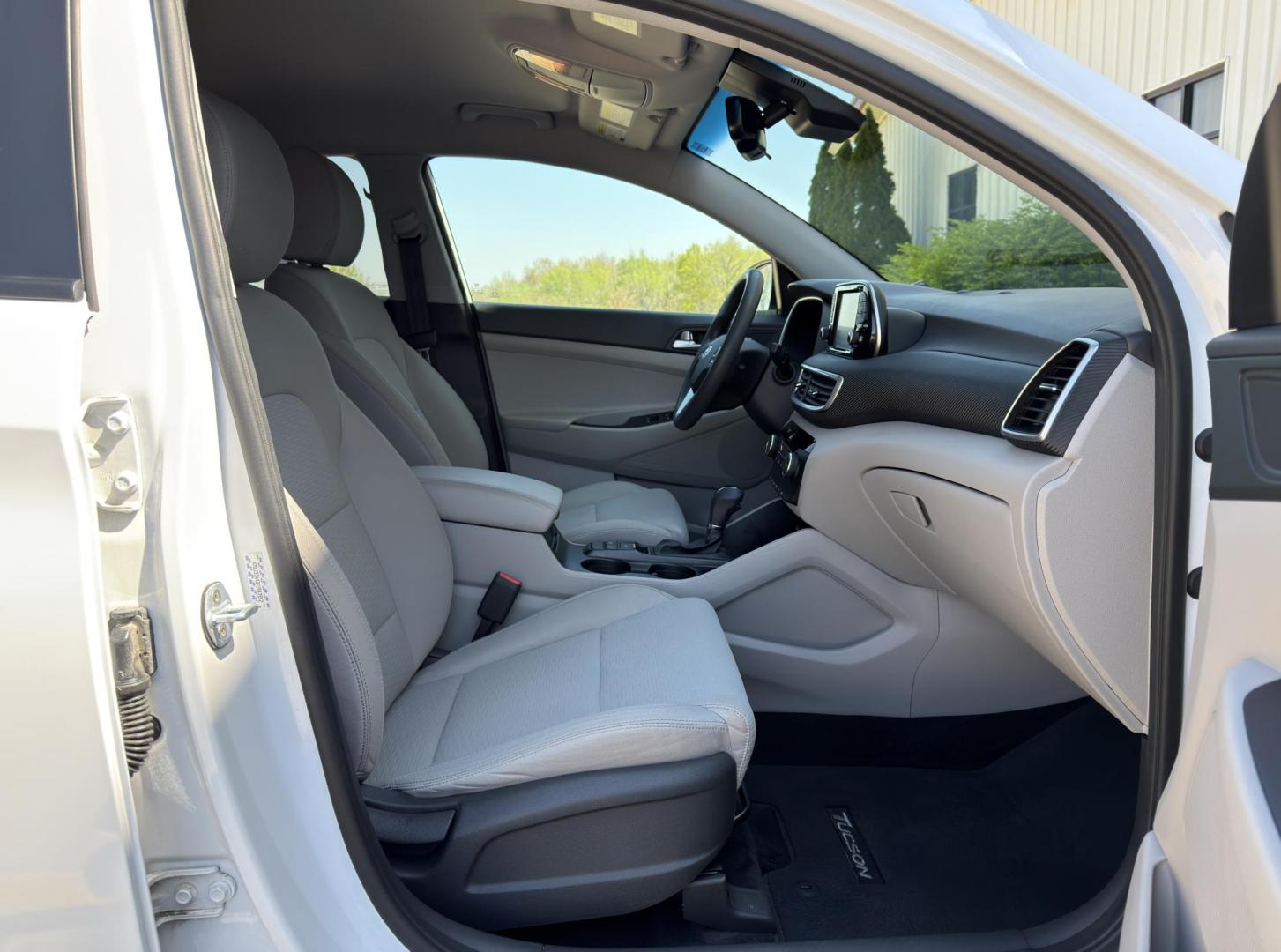 2019 WHITE /Gray Hyundai Tucson Value (KM8J33A42KU) with an 2.0L 4 Cyl. engine, Automatic transmission, located at 2990 Old Orchard Rd., Jackson, MO, 63755, 37.354214, -89.612106 - 2019 Hyundai Tucson Value 1-Owner 61xxx miles Front Wheel Drive 2.0L 4 Cyl. Automatic Backup Camera Power Driver Seat Bluetooth Cruise Power Windows/Locks/Mirrors We have financing available and we accept trades! Fill out a credit application on our website or come by today! If you have - Photo#15