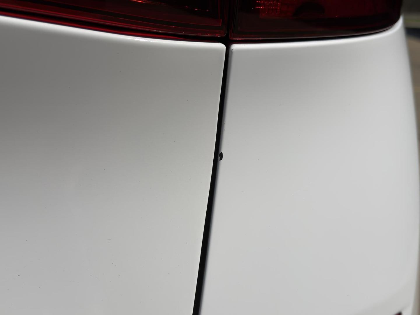 2019 WHITE /Gray Hyundai Tucson Value (KM8J33A42KU) with an 2.0L 4 Cyl. engine, Automatic transmission, located at 2990 Old Orchard Rd., Jackson, MO, 63755, 37.354214, -89.612106 - 2019 Hyundai Tucson Value 1-Owner 61xxx miles Front Wheel Drive 2.0L 4 Cyl. Automatic Backup Camera Power Driver Seat Bluetooth Cruise Power Windows/Locks/Mirrors We have financing available and we accept trades! Fill out a credit application on our website or come by today! If you have - Photo#44