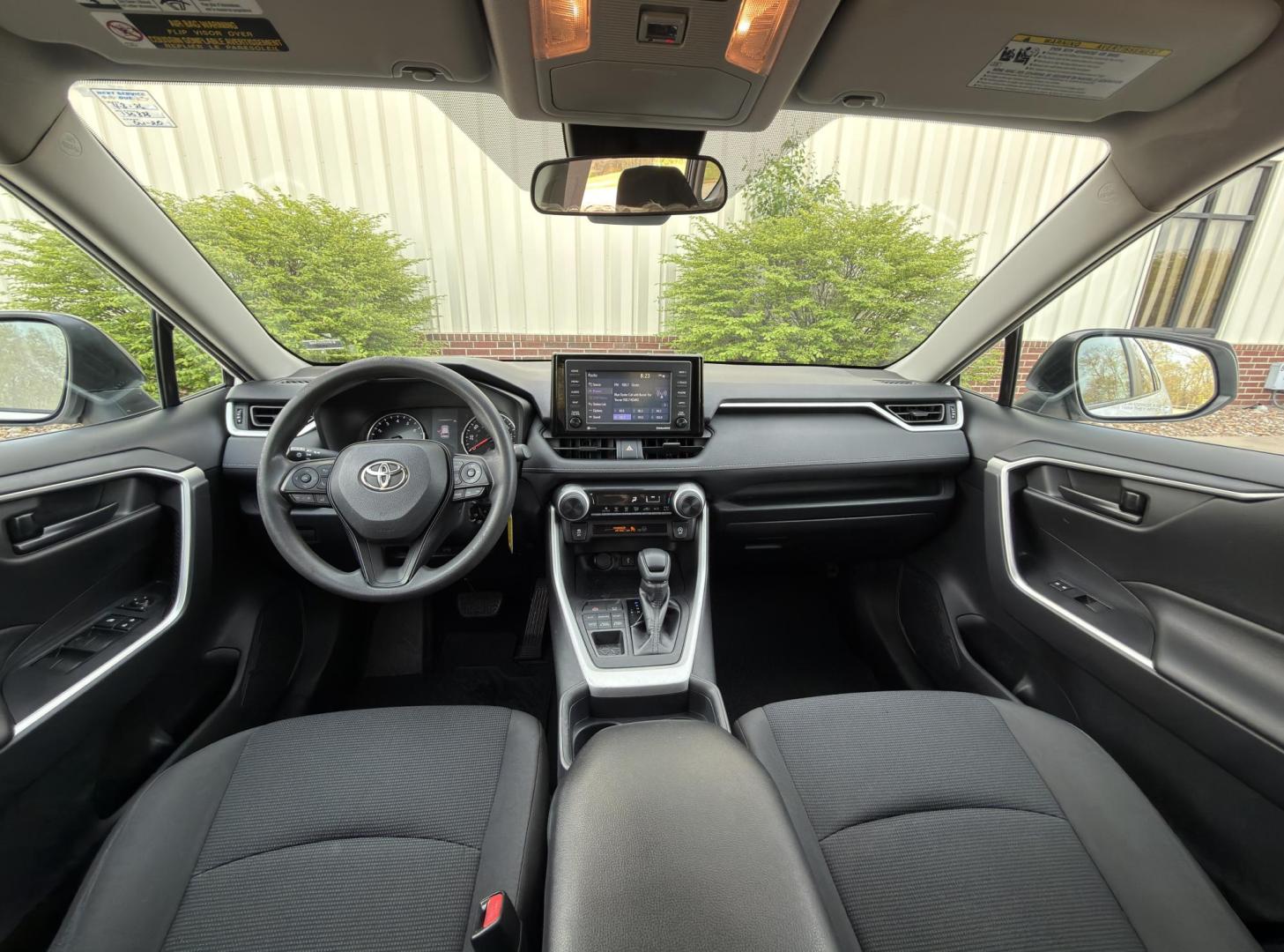 2020 WHITE /Black Toyota RAV4 LE AWD (2T3F1RFV4LC) with an 2.5L 4 Cyl. engine, Automatic transmission, located at 2990 Old Orchard Rd., Jackson, MO, 63755, 37.354214, -89.612106 - 2020 Toyota RAV4 LE 127xxx miles All Wheel Drive 2.5L 4 Cyl. Automatic Backup Camera Bluetooth Cruise Power Windows/Locks/Mirrors We have financing available and we accept trades! Fill out a credit application on our website or come by today! If you have any questions, give us a call at (5 - Photo#18