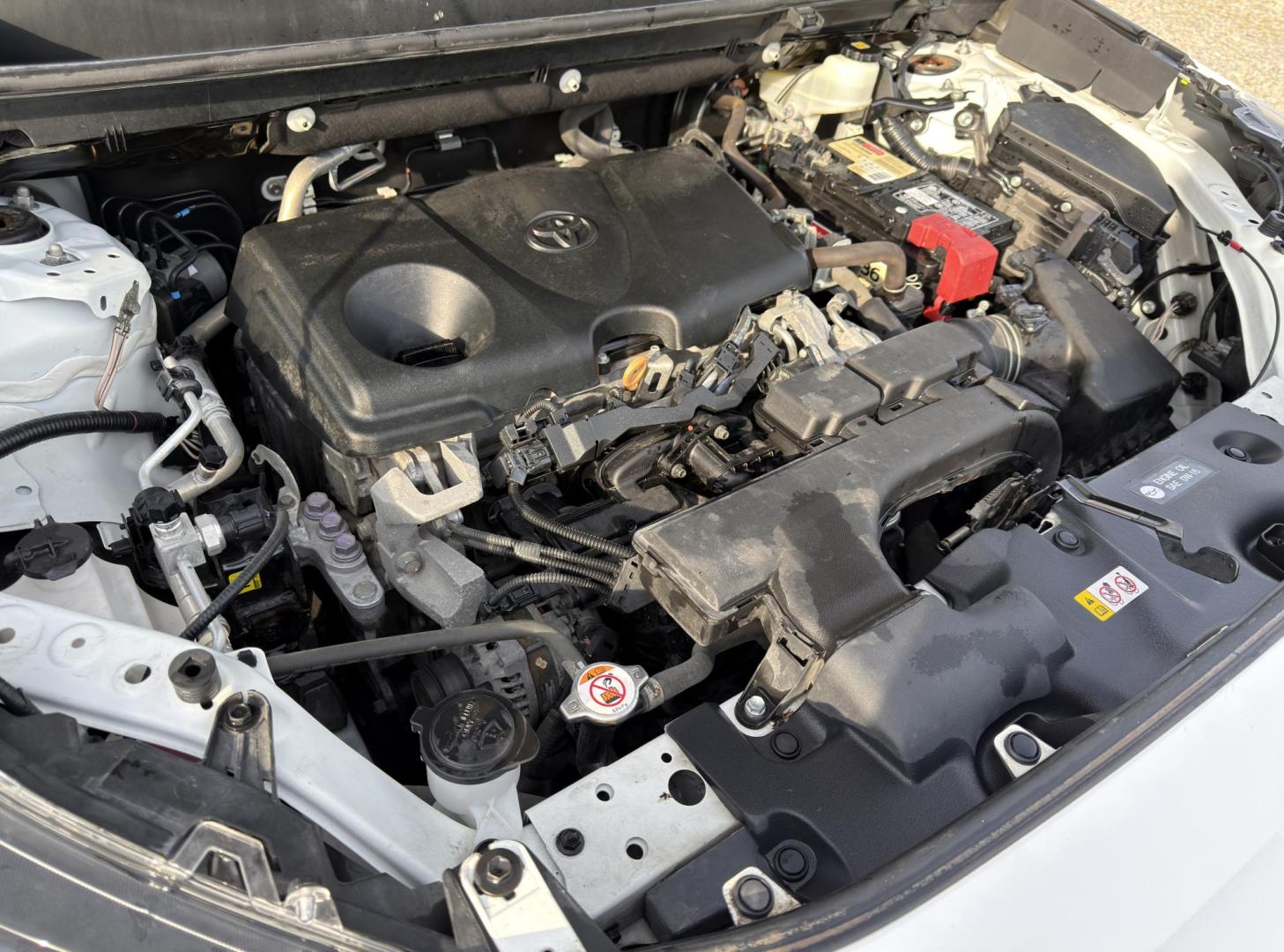 2020 WHITE /Black Toyota RAV4 LE AWD (2T3F1RFV4LC) with an 2.5L 4 Cyl. engine, Automatic transmission, located at 2990 Old Orchard Rd., Jackson, MO, 63755, 37.354214, -89.612106 - 2020 Toyota RAV4 LE 127xxx miles All Wheel Drive 2.5L 4 Cyl. Automatic Backup Camera Bluetooth Cruise Power Windows/Locks/Mirrors We have financing available and we accept trades! Fill out a credit application on our website or come by today! If you have any questions, give us a call at (5 - Photo#31