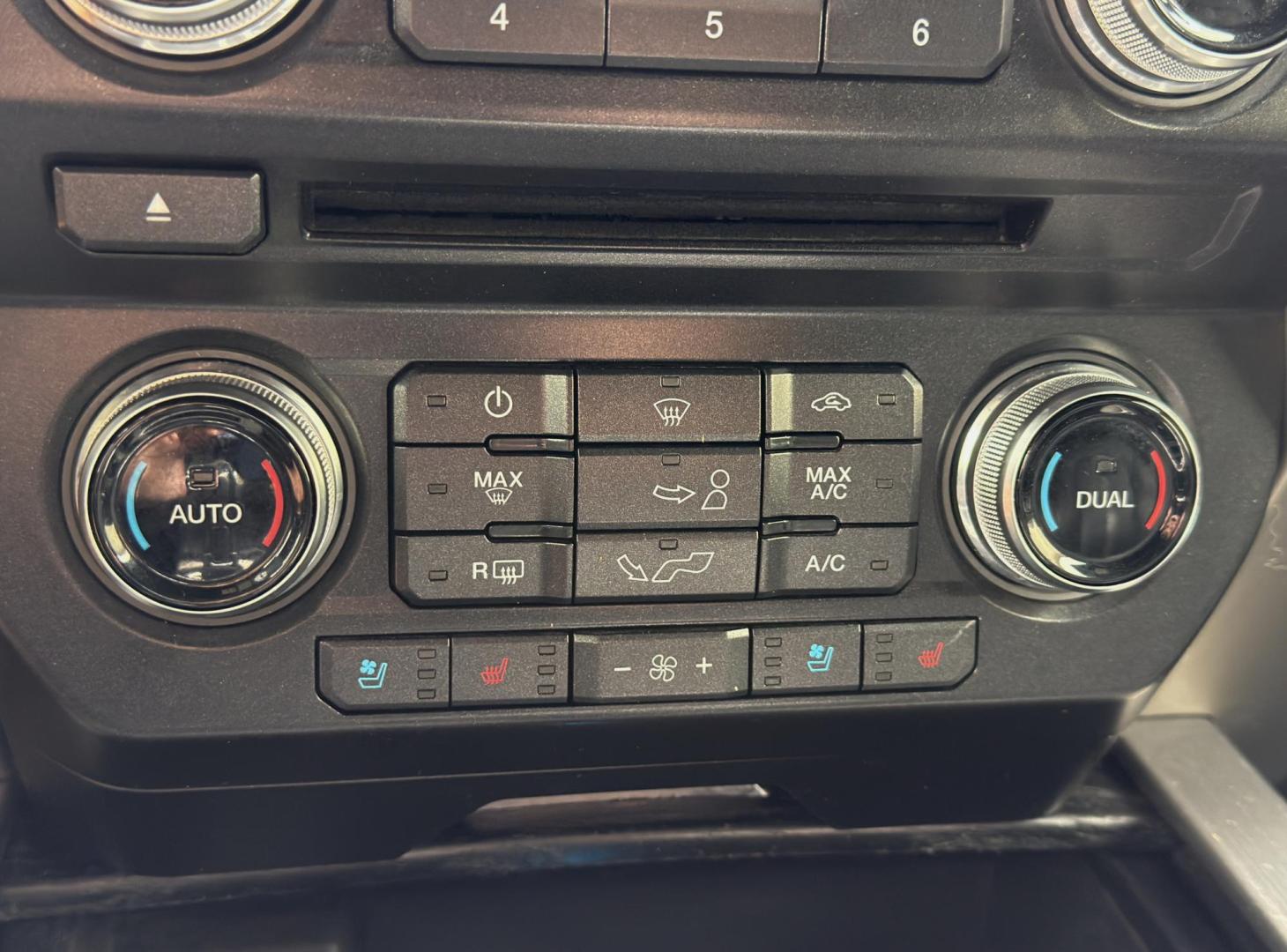 2018 NAVY /Black Ford F-150 Platinum SuperCrew 5.5-ft. Bed 4WD (1FTEW1EG1JF) with an 3.5L V6 TURBO engine, Automatic transmission, located at 2990 Old Orchard Rd., Jackson, MO, 63755, 37.354214, -89.612106 - 2018 Ford F-150 Platinum 134xxx miles 4x4 3.5L V6 Automatic Leather Navigation Power/Heated/Cooled Seats Heated Rear Seats Heated Steering Wheel Backup Camera Sunroof Bluetooth Remote Start Cruise Power Windows/Locks/Mirrors We have financing available and we accept trades! Fill out - Photo#5