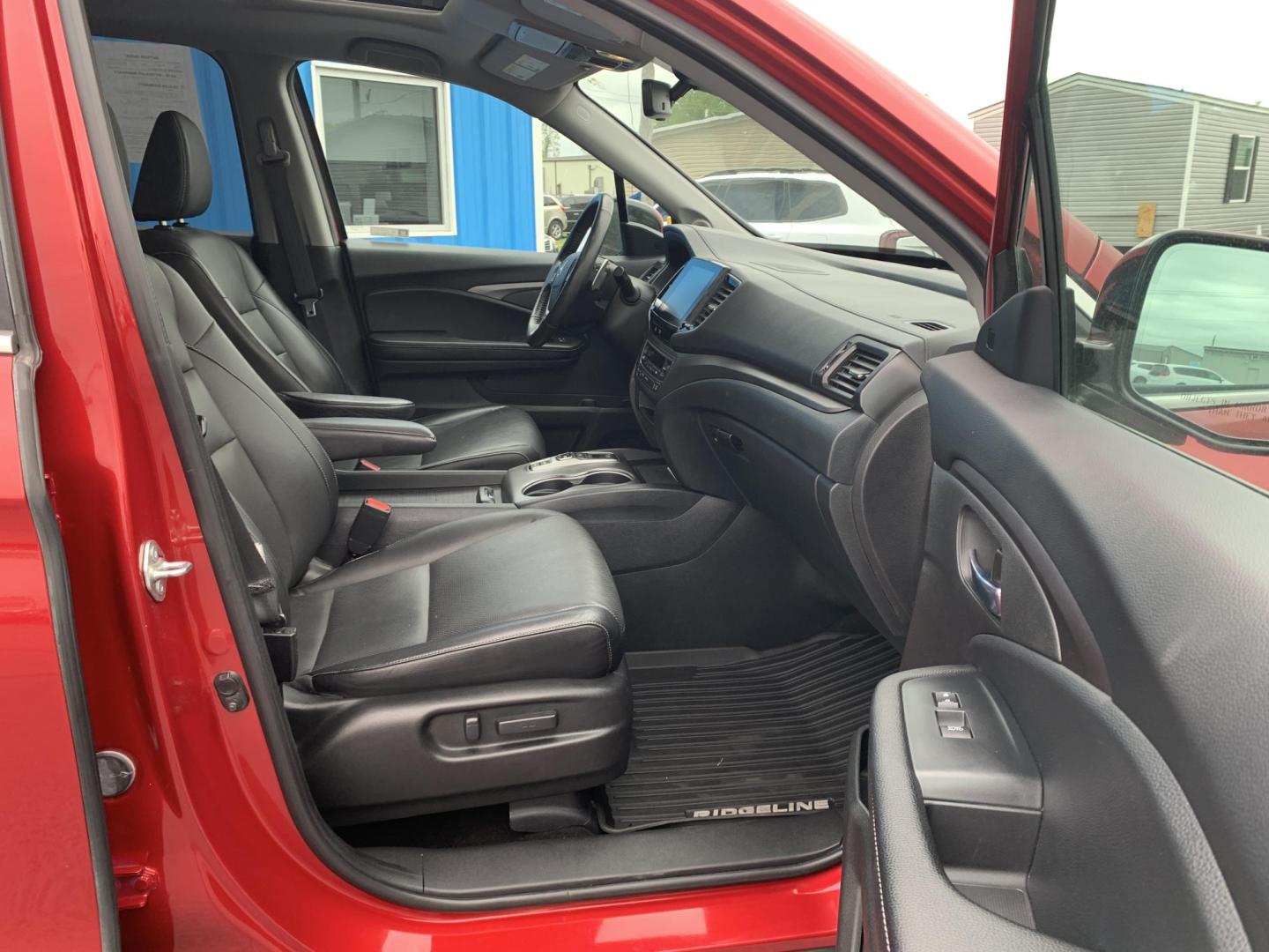 2022 RED /BLACK Honda Ridgeline RTL-E AWD (5FPYK3F71NB) with an 3.5L V6 SOHC 24V engine, Automatic transmission, located at 506 S. Kingshighway, Cape Girardeau, MO, 63703, (573) 235-5000, 37.294991, -89.553635 - 2022 Honda Ridgeline RTL-E AWD 69,xxx miles Adaptive Cruise Lane Departure Warning All Wheel Drive Power Seats Heated Seats Leather Seats Sunroof We have financing available and we accept trades! Fill out a credit application on our website or come by today! If you have any questions, gi - Photo#11