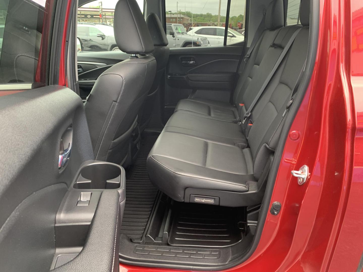 2022 RED /BLACK Honda Ridgeline RTL-E AWD (5FPYK3F71NB) with an 3.5L V6 SOHC 24V engine, Automatic transmission, located at 506 S. Kingshighway, Cape Girardeau, MO, 63703, (573) 235-5000, 37.294991, -89.553635 - 2022 Honda Ridgeline RTL-E AWD 69,xxx miles Adaptive Cruise Lane Departure Warning All Wheel Drive Power Seats Heated Seats Leather Seats Sunroof We have financing available and we accept trades! Fill out a credit application on our website or come by today! If you have any questions, gi - Photo#16