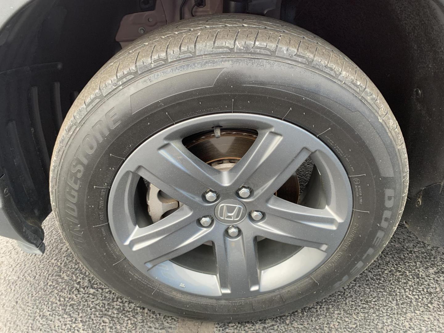 2022 RED /BLACK Honda Ridgeline RTL-E AWD (5FPYK3F71NB) with an 3.5L V6 SOHC 24V engine, Automatic transmission, located at 506 S. Kingshighway, Cape Girardeau, MO, 63703, (573) 235-5000, 37.294991, -89.553635 - 2022 Honda Ridgeline RTL-E AWD 69,xxx miles Adaptive Cruise Lane Departure Warning All Wheel Drive Power Seats Heated Seats Leather Seats Sunroof We have financing available and we accept trades! Fill out a credit application on our website or come by today! If you have any questions, gi - Photo#32