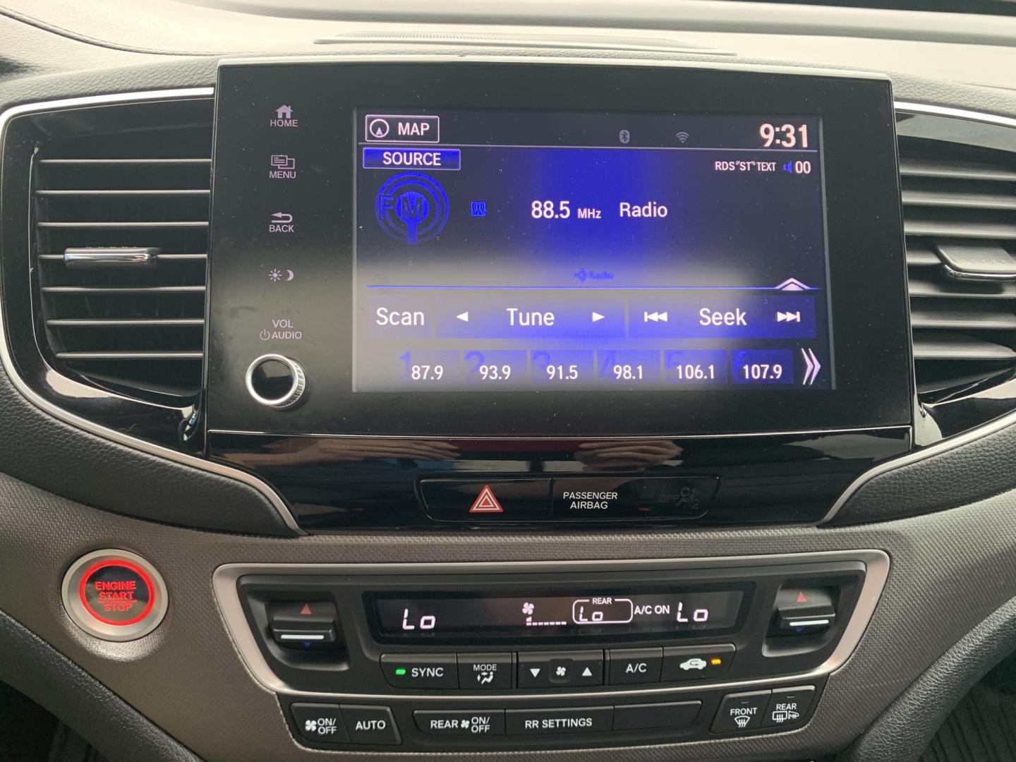 2022 RED /BLACK Honda Ridgeline RTL-E AWD (5FPYK3F71NB) with an 3.5L V6 SOHC 24V engine, Automatic transmission, located at 506 S. Kingshighway, Cape Girardeau, MO, 63703, (573) 235-5000, 37.294991, -89.553635 - 2022 Honda Ridgeline RTL-E AWD 69,xxx miles Adaptive Cruise Lane Departure Warning All Wheel Drive Power Seats Heated Seats Leather Seats Sunroof We have financing available and we accept trades! Fill out a credit application on our website or come by today! If you have any questions, gi - Photo#26