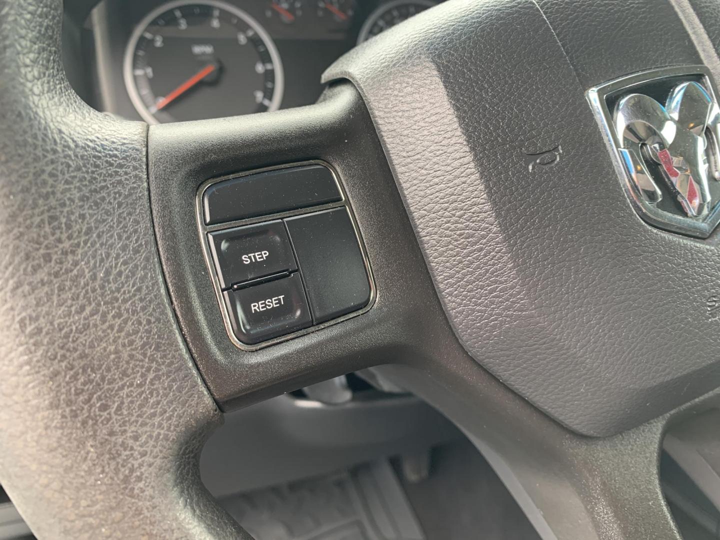 2012 WHITE /BLACK Dodge Ram 1500 ST SWB 4WD (3C6JD7AT3CG) with an 5.7L V8 OHV 16V engine, Automatic transmission, located at 506 S. Kingshighway, Cape Girardeau, MO, 63703, (573) 235-5000, 37.294991, -89.553635 - 2012 Dodge Ram 1500 ST SWB 4WD 140,xxx miles Hemi Motor 4WD Cruise Bluetooth Power Windows/Locks/Mirrors We have financing available and we accept trades! Fill out a credit application on our website or come by today! If you have any questions, give us a call at (573) 235-5000 or visit our - Photo#17