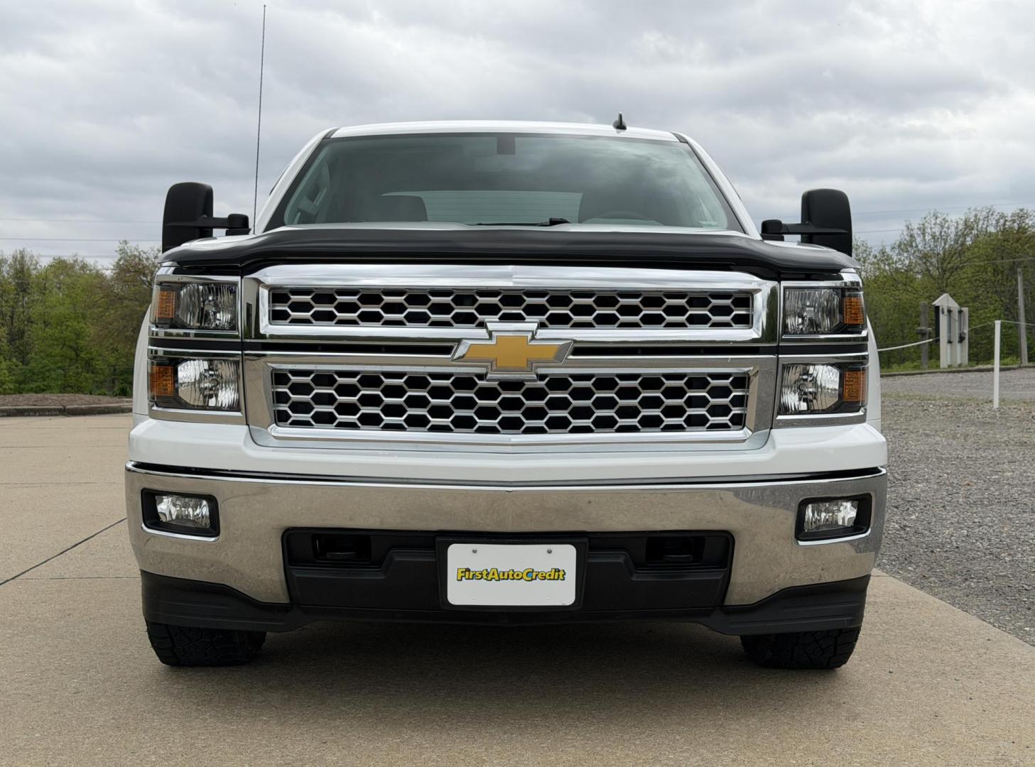 2014 WHITE /Gray Chevrolet Silverado 1500 1LT Crew Cab 4WD (3GCUKREC2EG) with an 5.3L V8 engine, Automatic transmission, located at 2990 Old Orchard Rd., Jackson, MO, 63755, 37.354214, -89.612106 - 2014 Chevrolet Silverado 1500 LT 1-Owner 60xxx miles 4x4 5.3L V8 Automatic Backup Camera Power Driver Seat Bluetooth Remote Start Cruise Power Windows/Locks/Mirrors We have financing available and we accept trades! Fill out a credit application on our website or come by today! If you ha - Photo#12