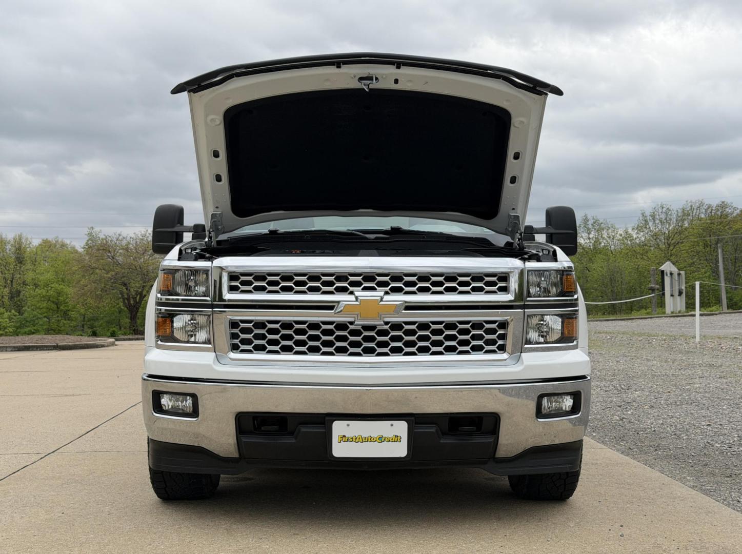2014 WHITE /Gray Chevrolet Silverado 1500 1LT Crew Cab 4WD (3GCUKREC2EG) with an 5.3L V8 engine, Automatic transmission, located at 2990 Old Orchard Rd., Jackson, MO, 63755, 37.354214, -89.612106 - 2014 Chevrolet Silverado 1500 LT 1-Owner 60xxx miles 4x4 5.3L V8 Automatic Backup Camera Power Driver Seat Bluetooth Remote Start Cruise Power Windows/Locks/Mirrors We have financing available and we accept trades! Fill out a credit application on our website or come by today! If you ha - Photo#31