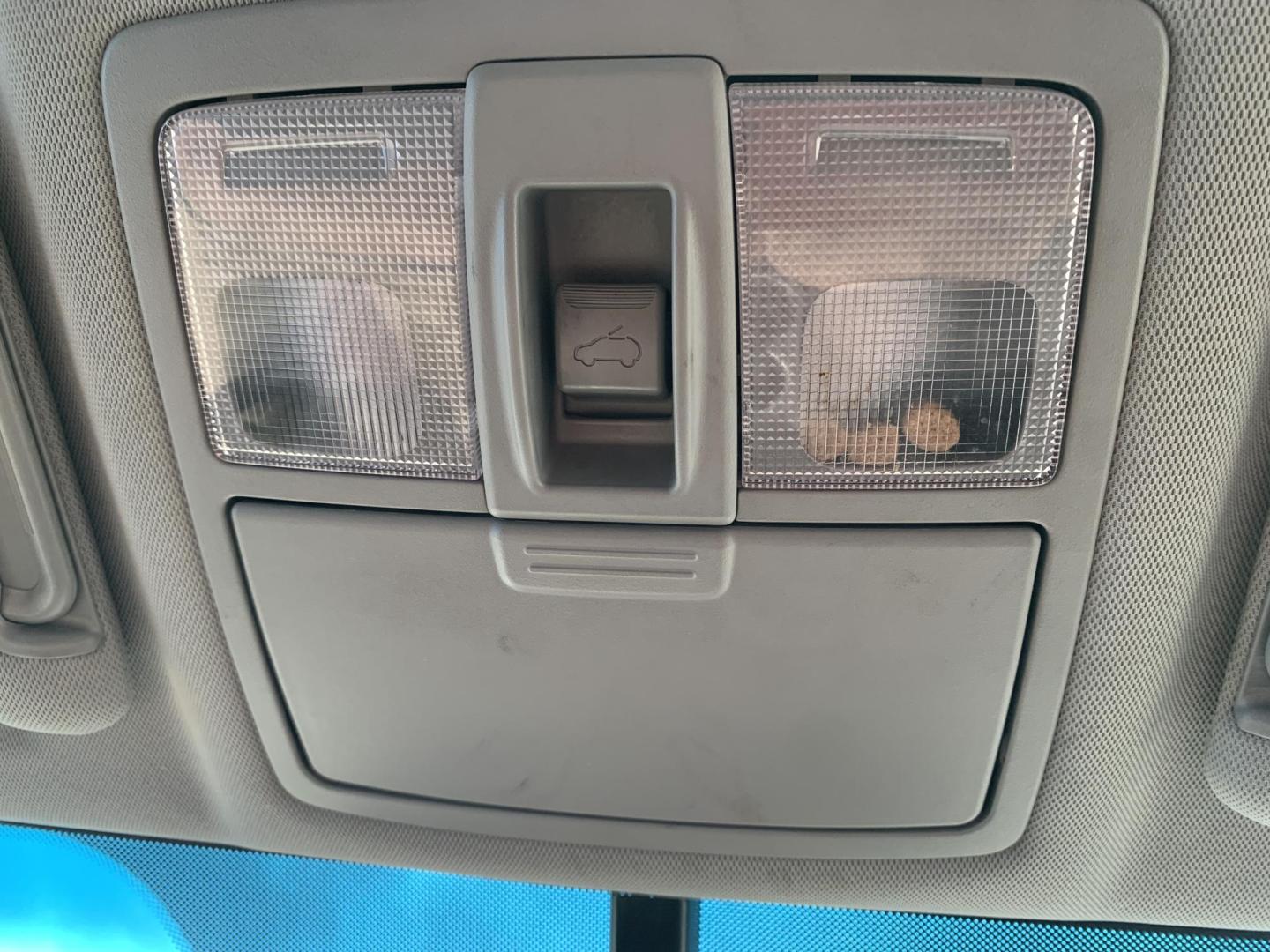 2013 GRAY /BLACK Kia Sorento SX AWD (5XYKWDA22DG) with an 3.5L V6 DOHC 24V engine, Automatic transmission, located at 506 S. Kingshighway, Cape Girardeau, MO, 63703, (573) 235-5000, 37.294991, -89.553635 - 2013 Kia Sorento SX AWD 97,xxx miles Heated and Cooled Drivers Seat Heated Steering Wheel AWD Bluetooth Power Seats Leather Seats Sun Roof 3rd. Row We have financing available and we accept trades! Fill out a credit application on our website or come by today! If you have any questions, - Photo#31