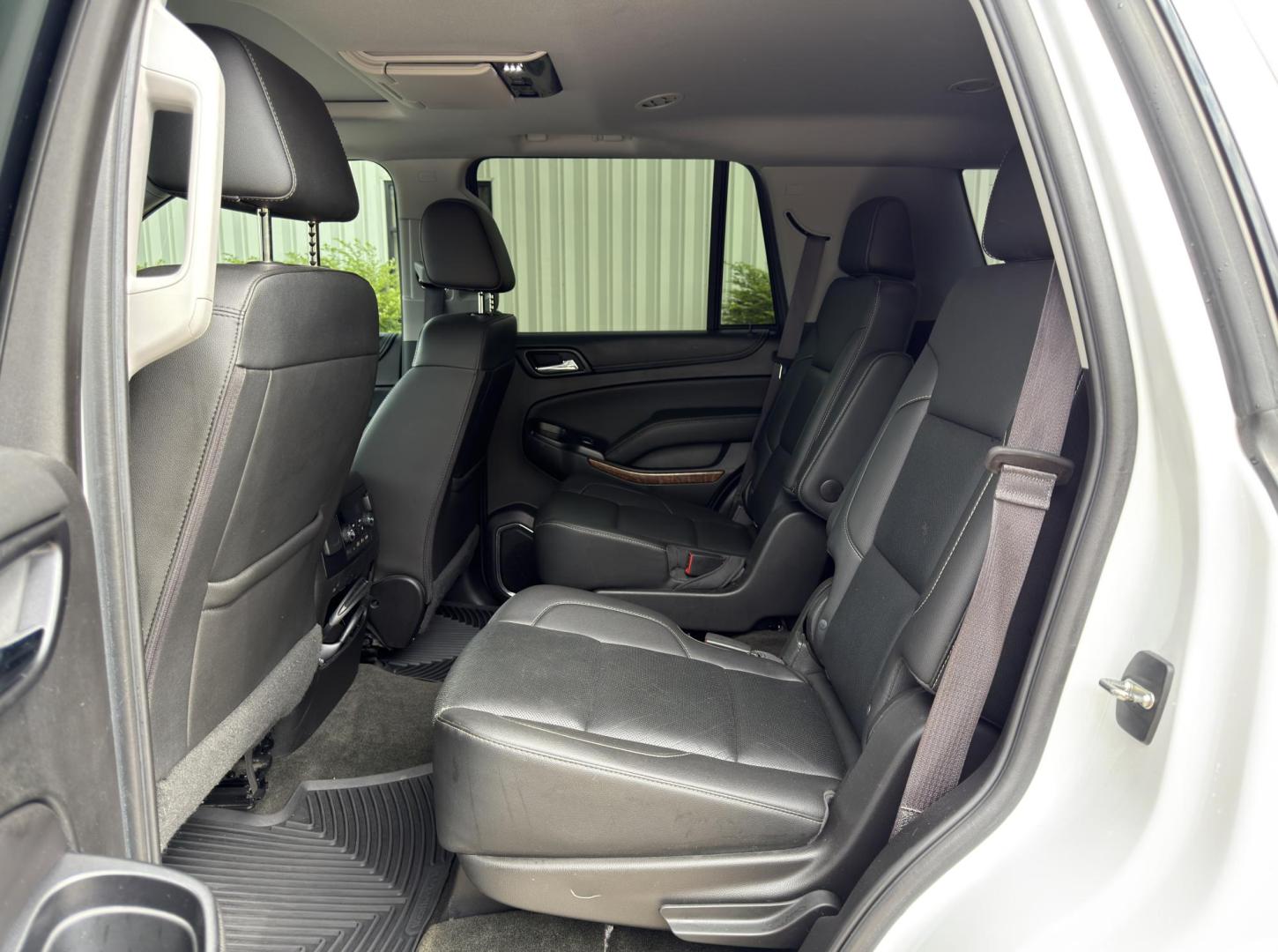 2017 WHITE /Black Chevrolet Tahoe Premier 4WD (1GNSKCKC6HR) with an 5.3L V8 engine, Automatic transmission, located at 2990 Old Orchard Rd., Jackson, MO, 63755, 37.354214, -89.612106 - 2017 Chevrolet Tahoe 1500 Premier 124xxx miles 4 Wheel Drive 5.3L V8 Automatic Leather 3rd Row Rear Entertainment Navigation Power/Heated/Cooled Seats Heated Rear Seats Heated Steering Wheel Backup Camera Sunroof Bluetooth Heads Up Display Power Running Boards Remote Start Cruise - Photo#23