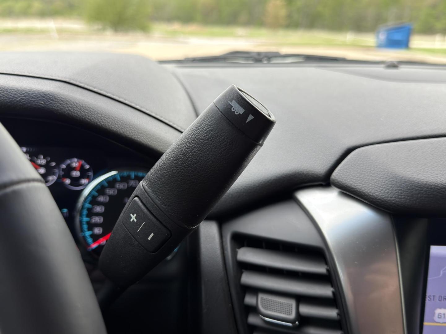 2017 WHITE /Black Chevrolet Tahoe Premier 4WD (1GNSKCKC6HR) with an 5.3L V8 engine, Automatic transmission, located at 2990 Old Orchard Rd., Jackson, MO, 63755, 37.354214, -89.612106 - 2017 Chevrolet Tahoe 1500 Premier 124xxx miles 4 Wheel Drive 5.3L V8 Automatic Leather 3rd Row Rear Entertainment Navigation Power/Heated/Cooled Seats Heated Rear Seats Heated Steering Wheel Backup Camera Sunroof Bluetooth Heads Up Display Power Running Boards Remote Start Cruise - Photo#34