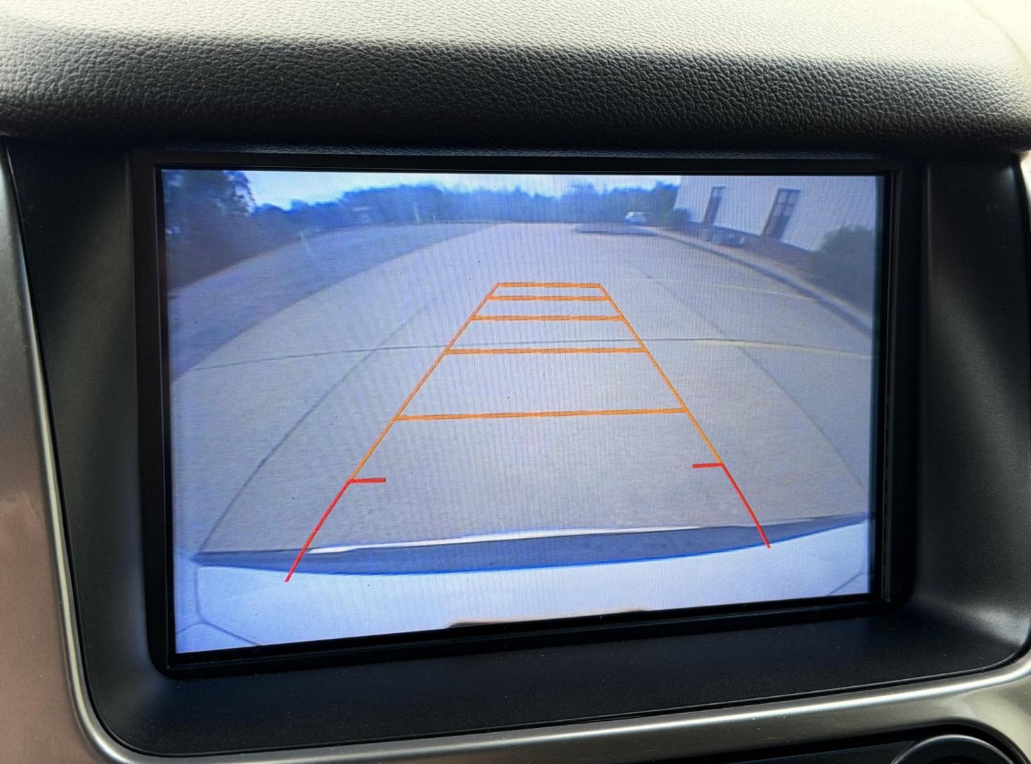 2017 WHITE /Black Chevrolet Tahoe Premier 4WD (1GNSKCKC6HR) with an 5.3L V8 engine, Automatic transmission, located at 2990 Old Orchard Rd., Jackson, MO, 63755, 37.354214, -89.612106 - 2017 Chevrolet Tahoe 1500 Premier 124xxx miles 4 Wheel Drive 5.3L V8 Automatic Leather 3rd Row Rear Entertainment Navigation Power/Heated/Cooled Seats Heated Rear Seats Heated Steering Wheel Backup Camera Sunroof Bluetooth Heads Up Display Power Running Boards Remote Start Cruise - Photo#4